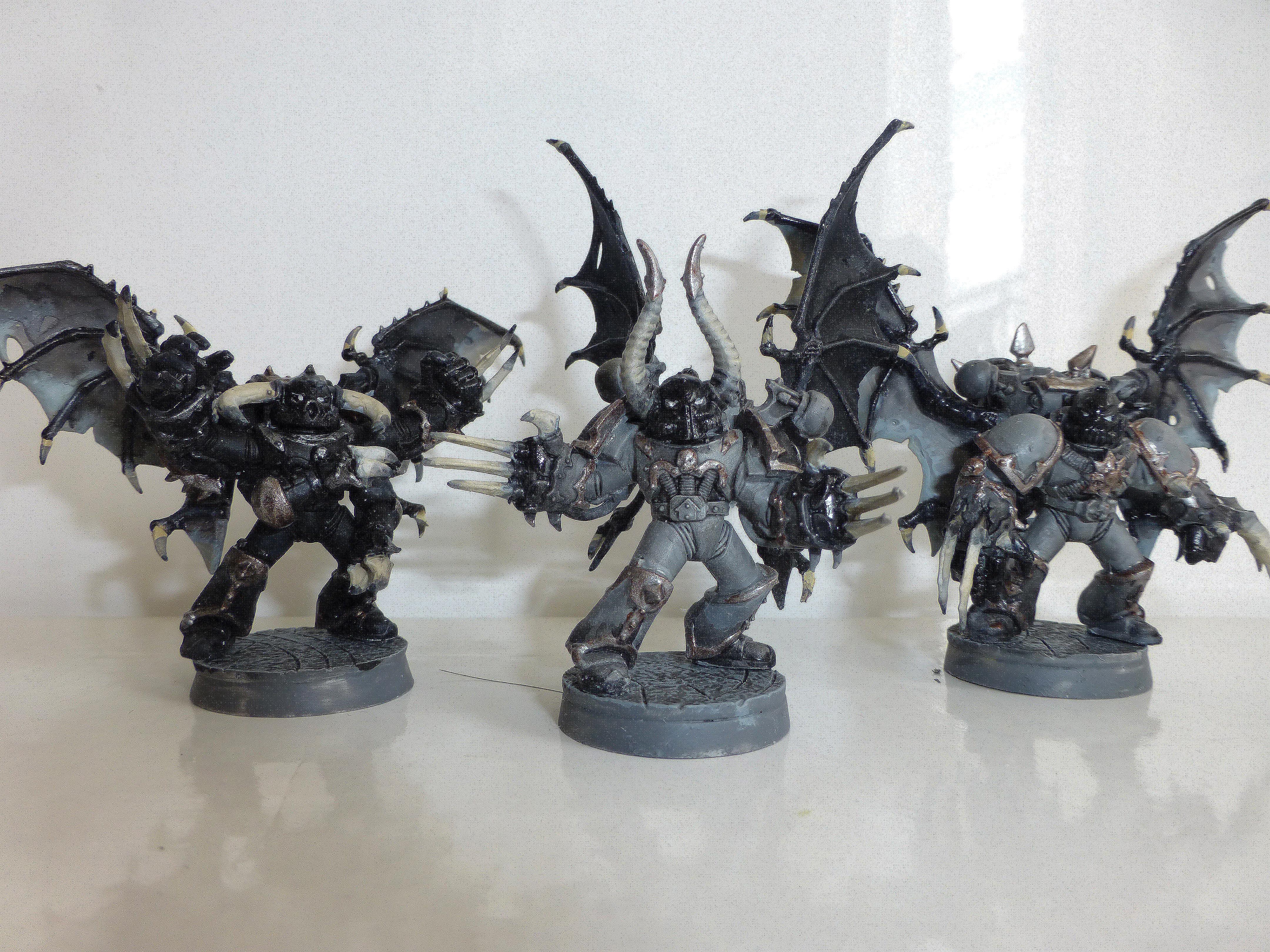 Word Bearers Possessed marines