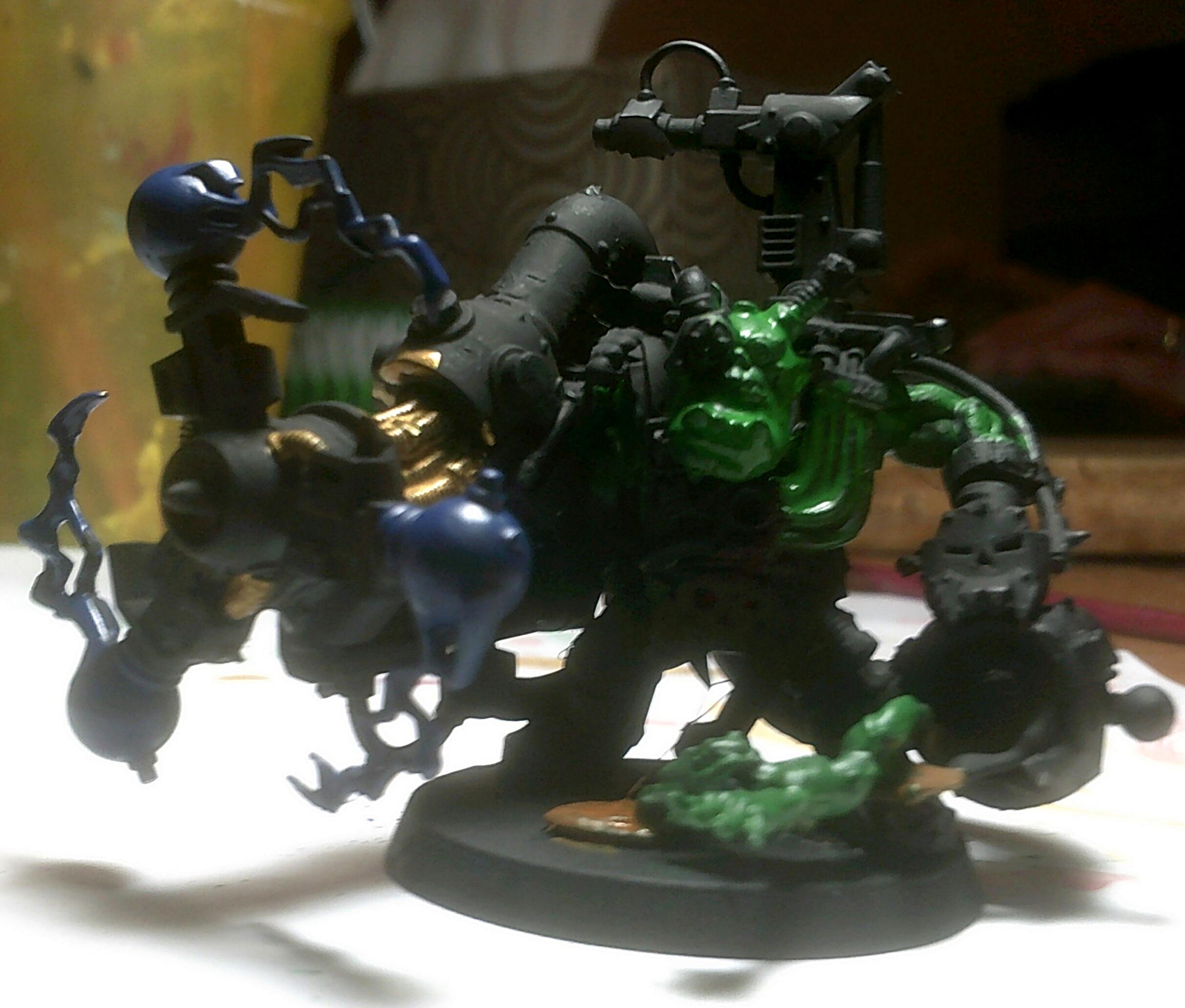 A Big Mek With A Shokk Attack Gun!!!!!