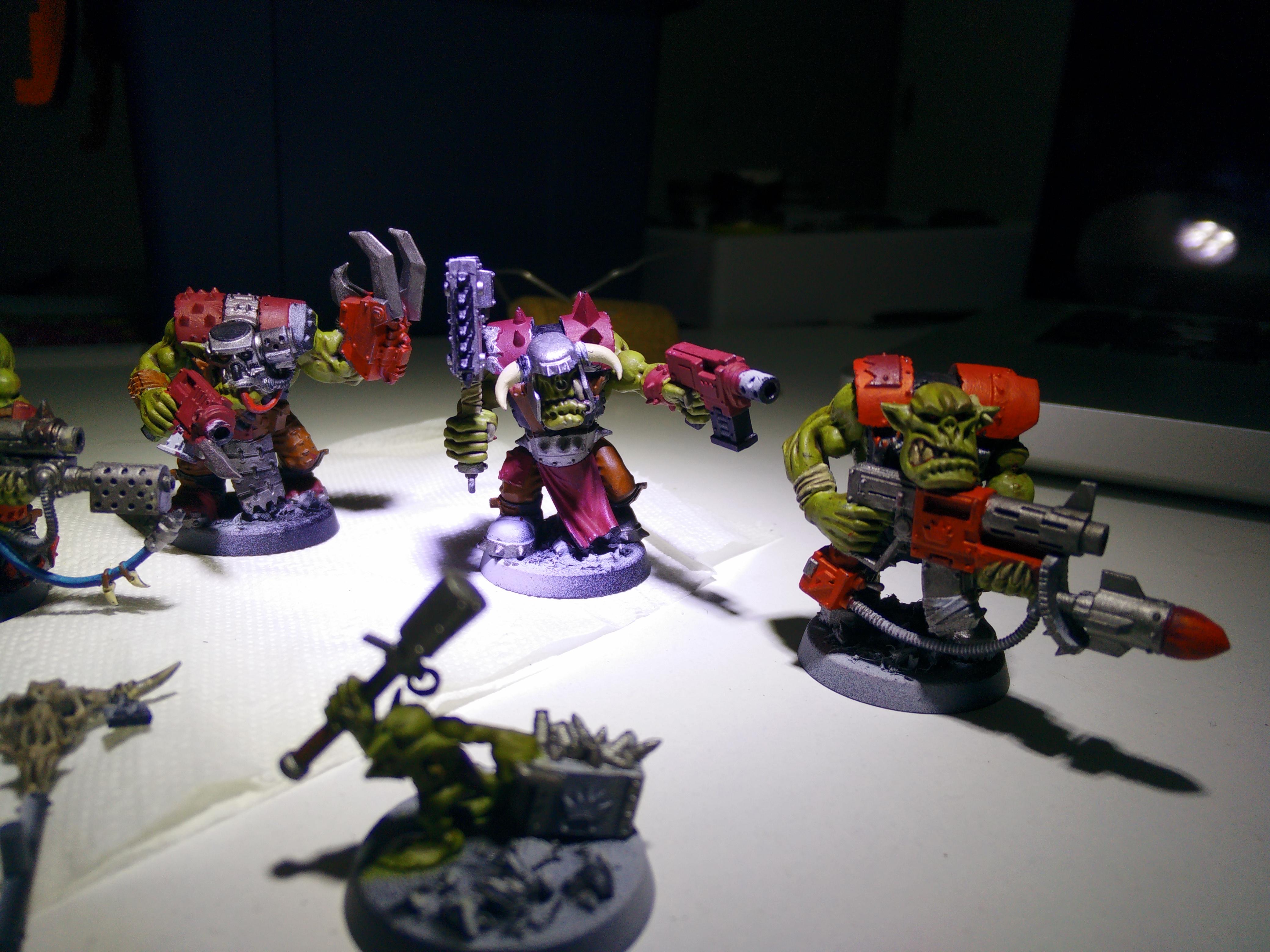 Ork Nobz Wip, painted nobz WIP