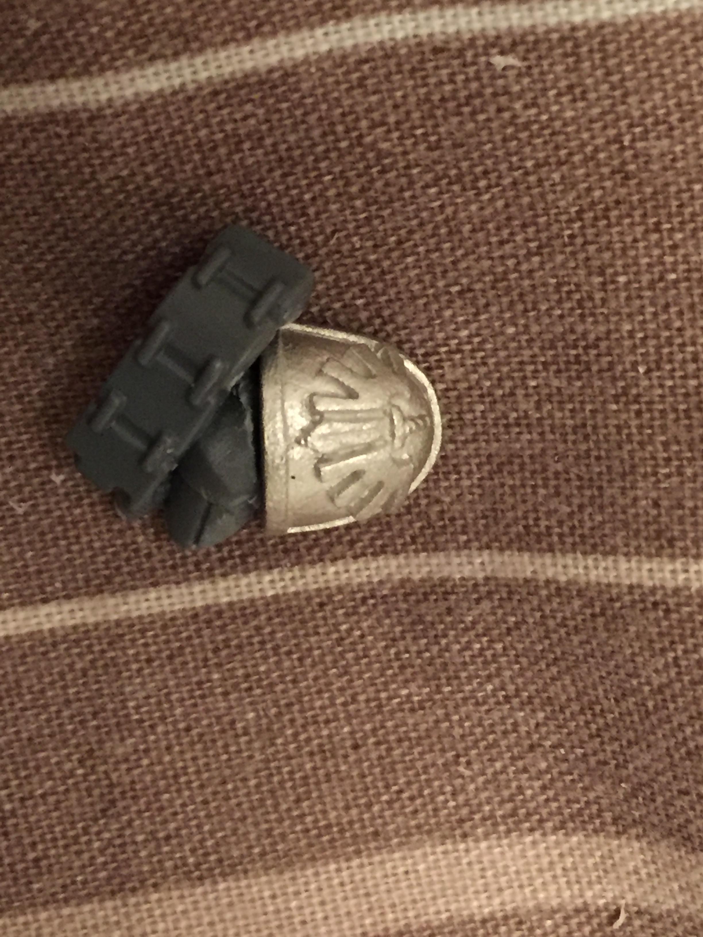 Heavy Bolter Right Shoulder pad