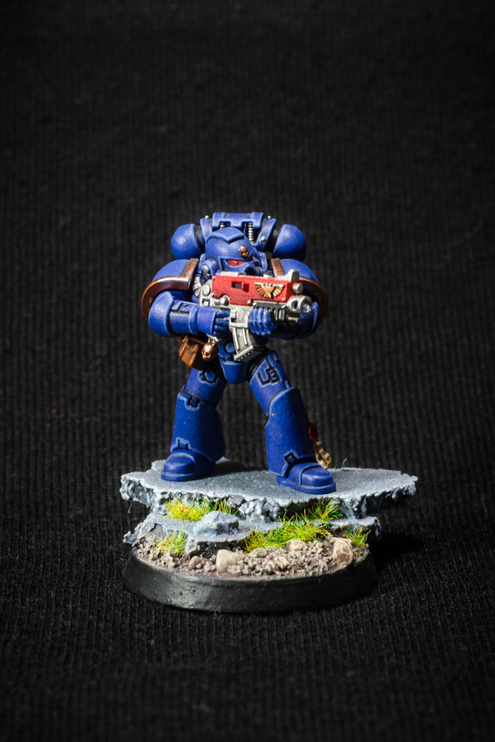 Bolter, Rocky Base, Spacemarine, Tactical, Ultramarines, Warhammer 40,000