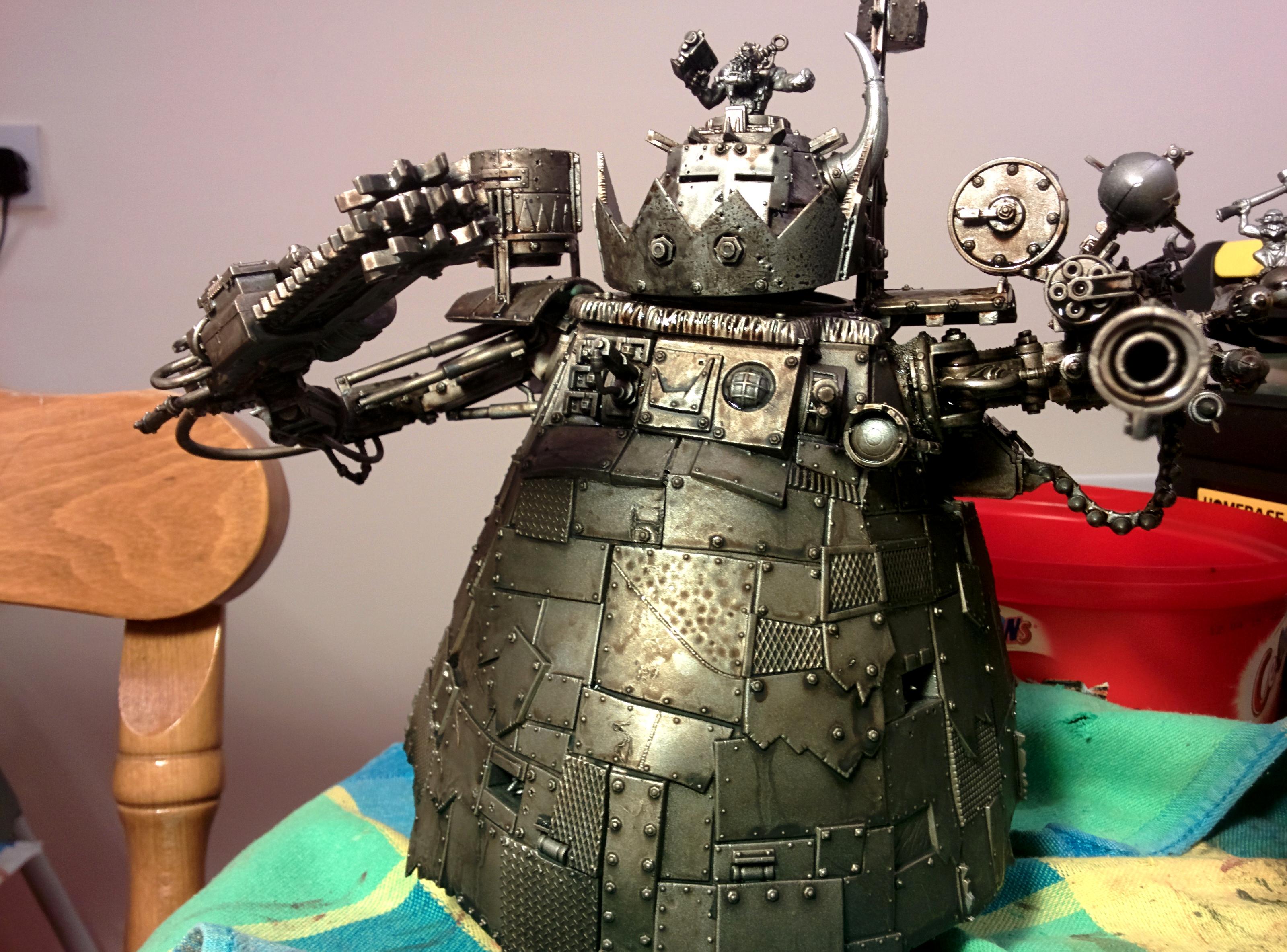 Stompa leadbelcher spray + nuln + agrax (WIP)