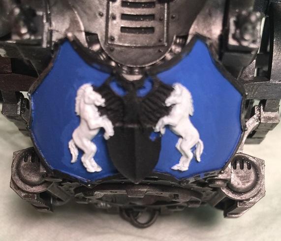House Terryn Knight Chest White