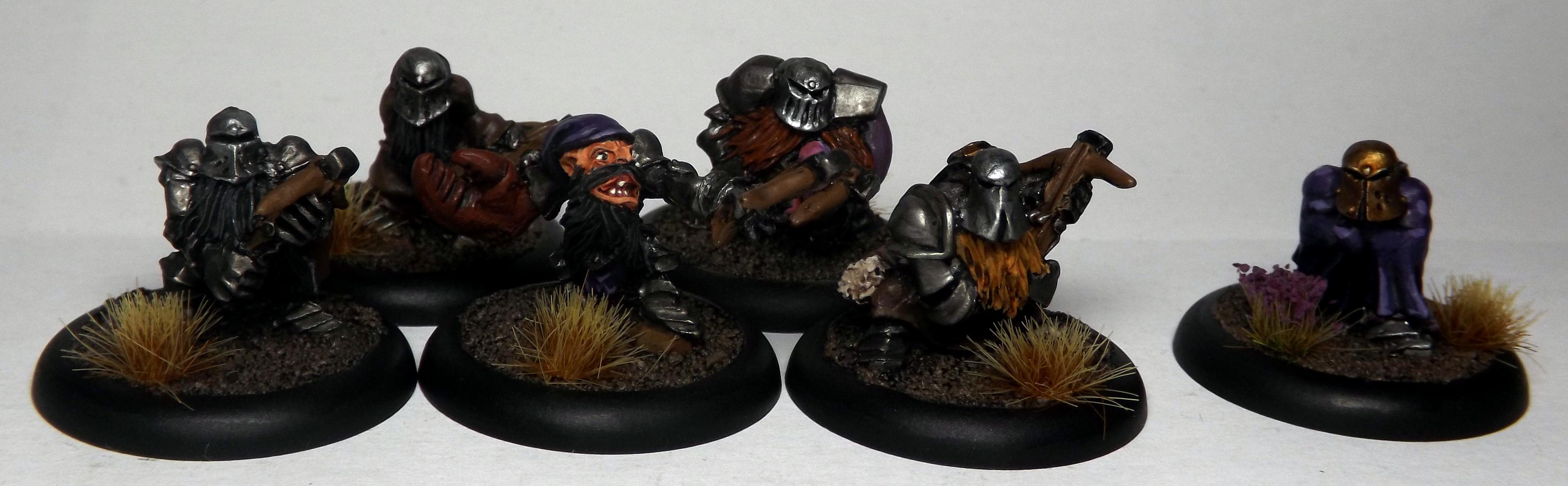 Dark Dwarves, Macrocosm