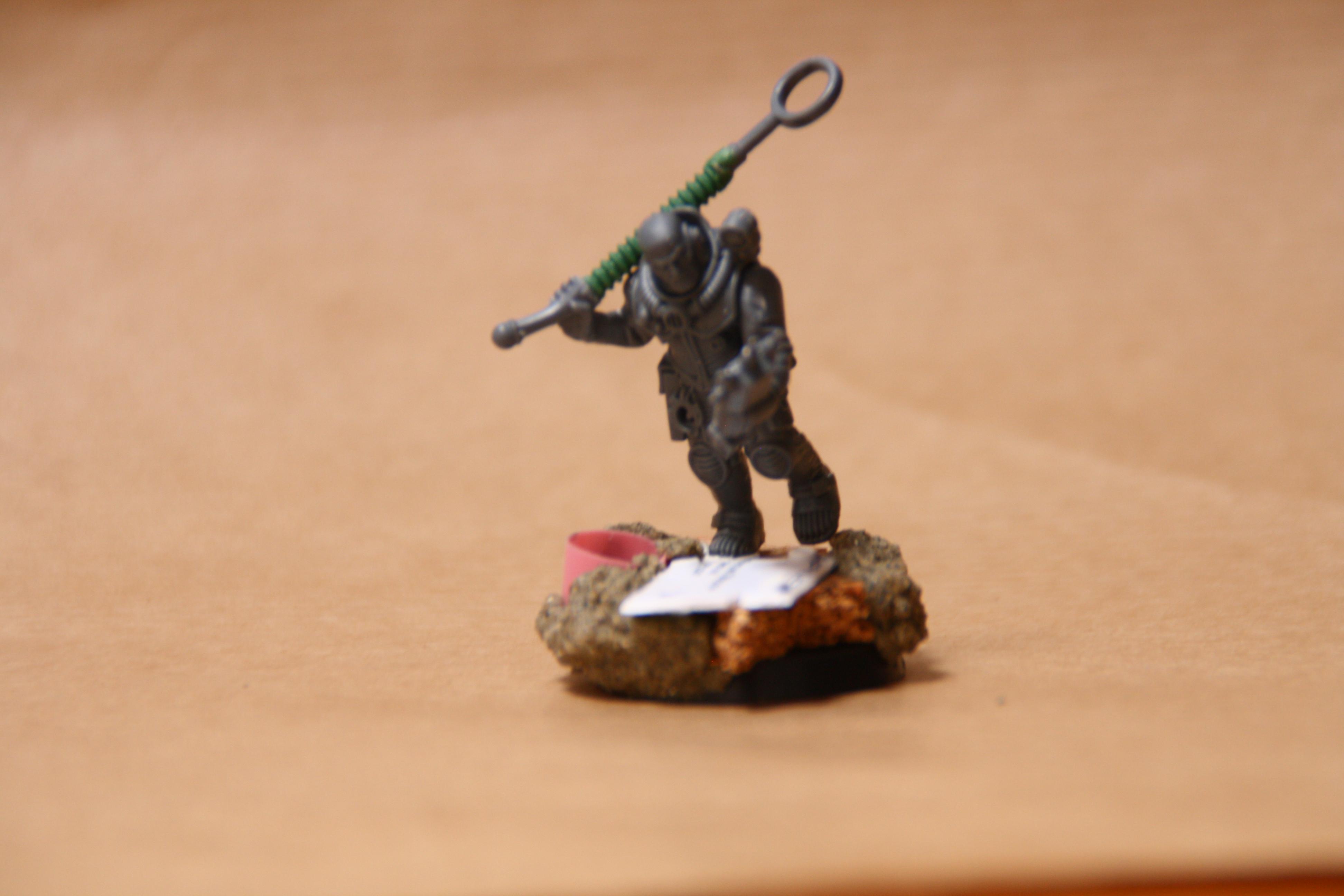 Worker with detector instruments