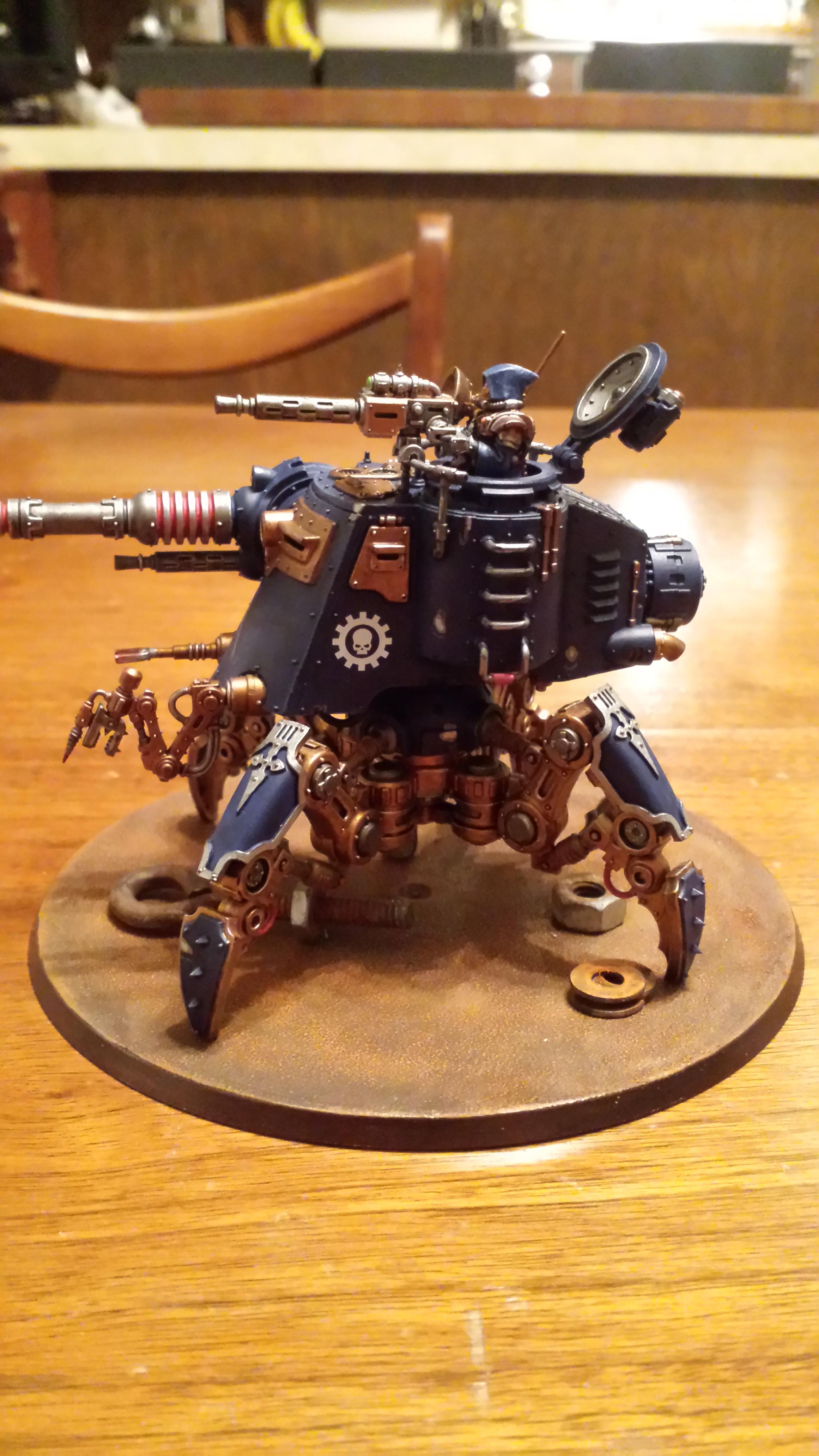 Blue, Konor, Onager Dunecrawler, Skitarii