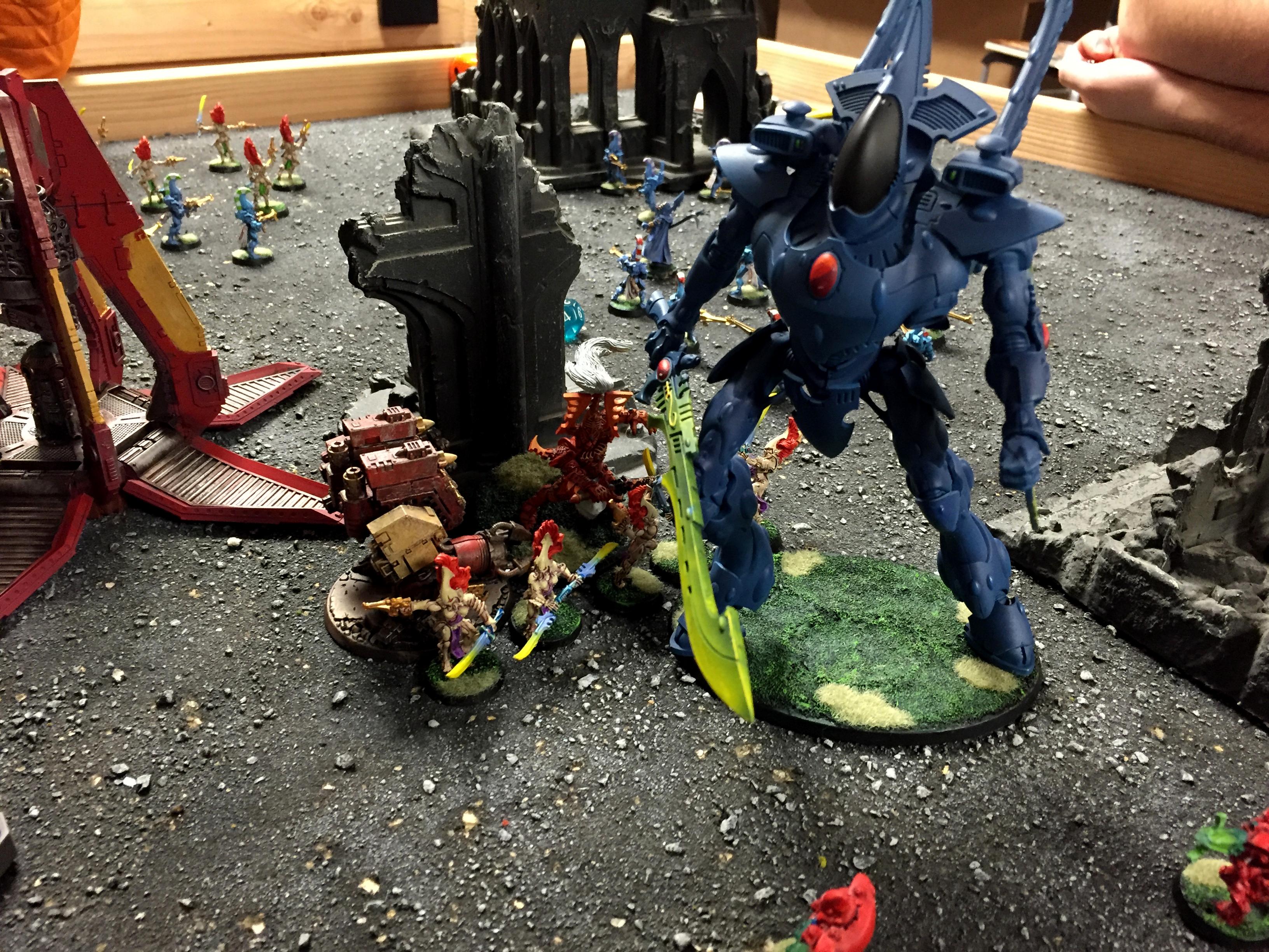 Aspect Host, Wraithknight destroying Dread