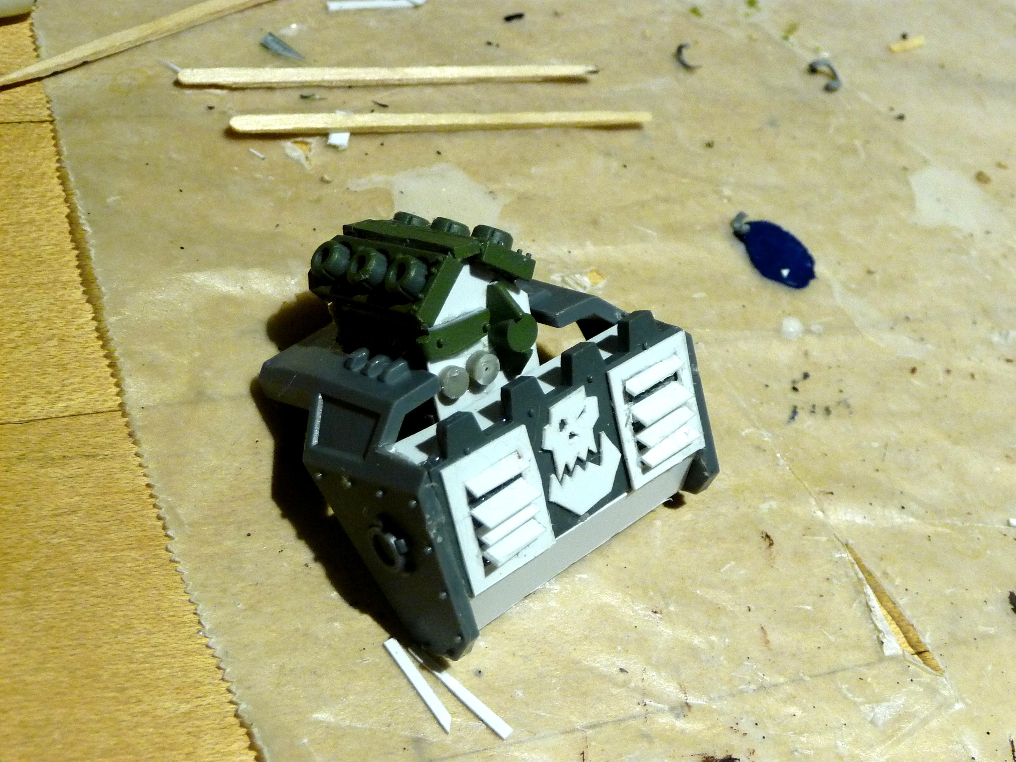 Ork Trukk 2/6 WIP