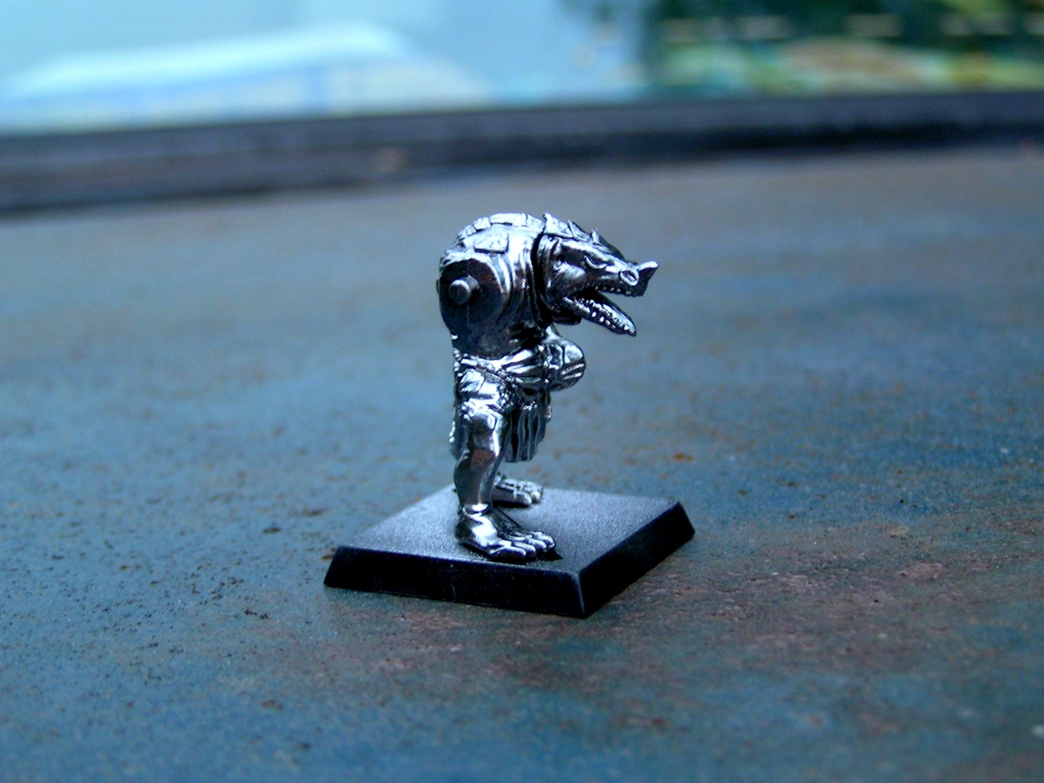 natural metal saurus