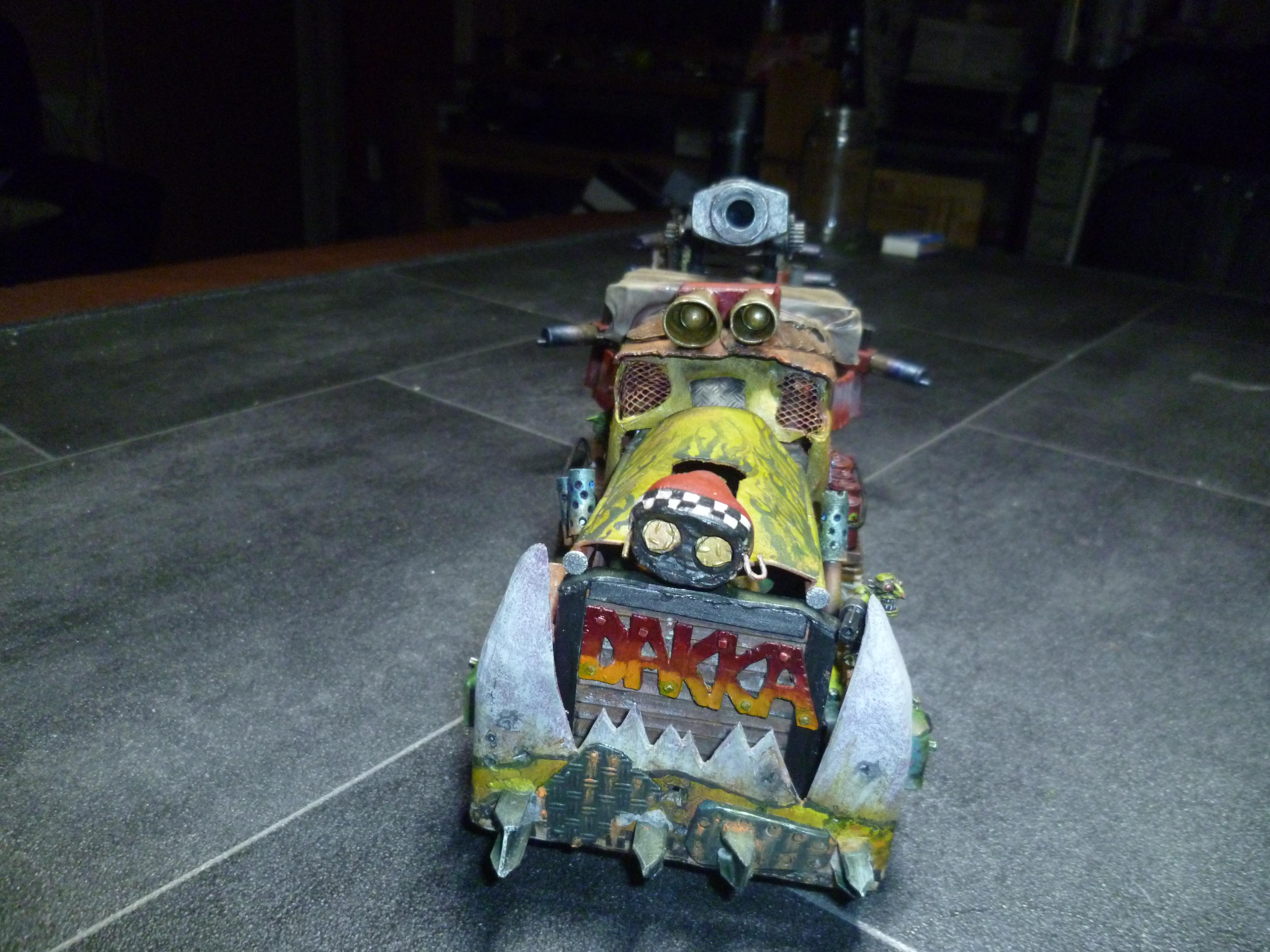 Orks, Trukk, Dakka clan war trukk