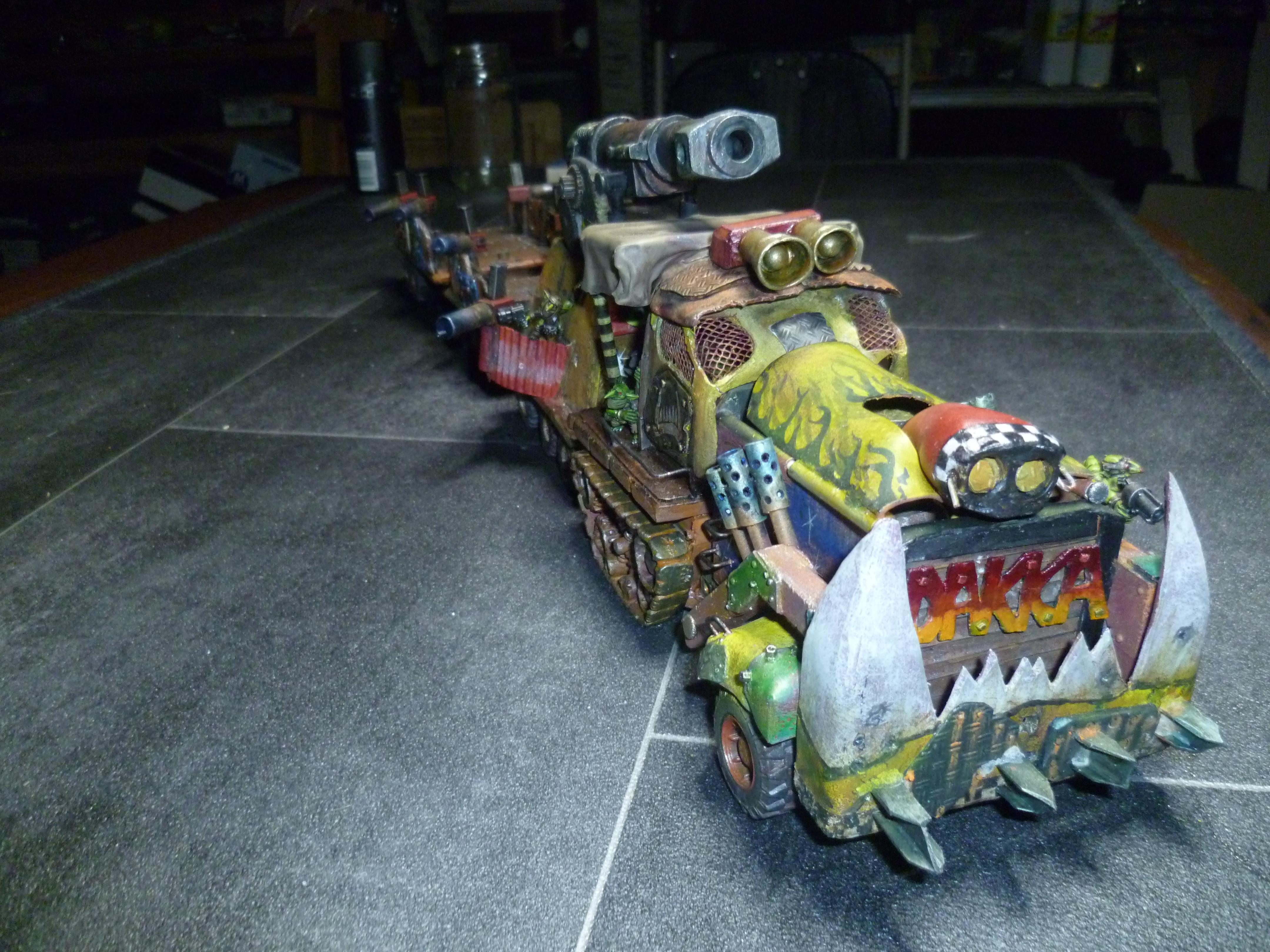 Orks, Trukk, Dakka clan war trukk