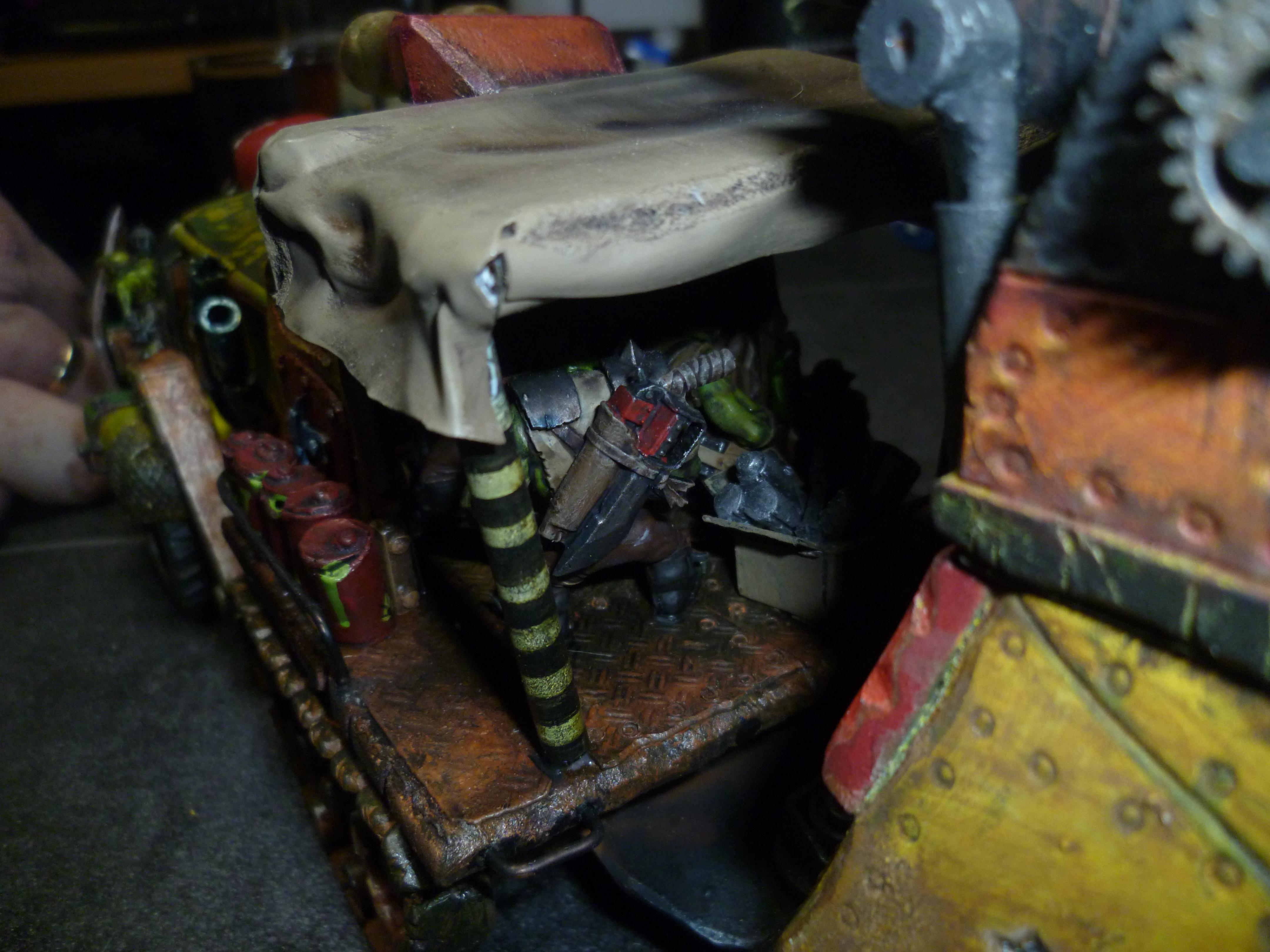 Dakka clan war trukk