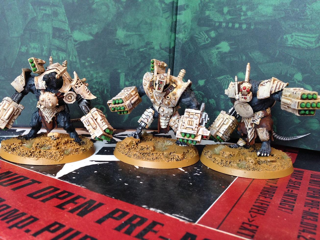 Shard-Rats! (Broads with missle pods of course)
