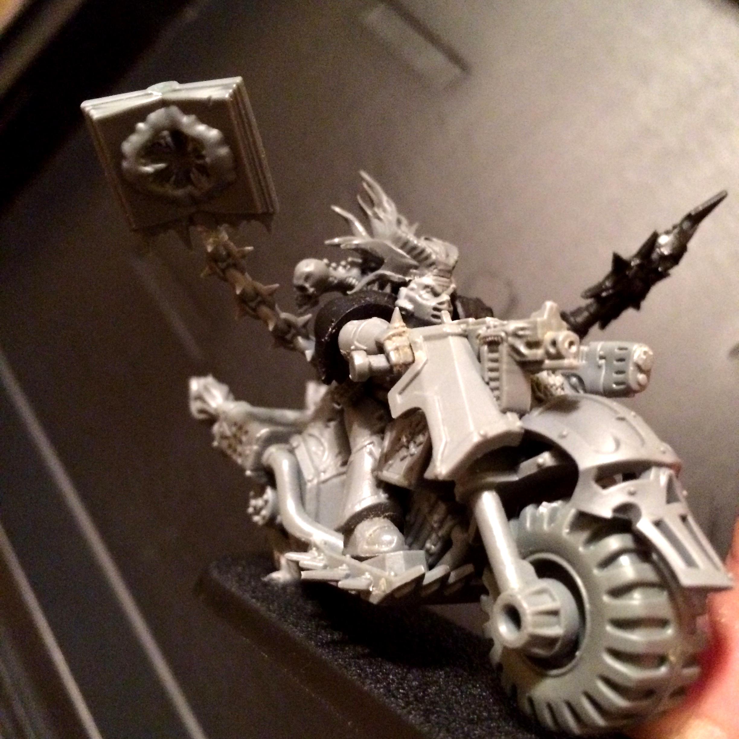 Bike, Sorcerers