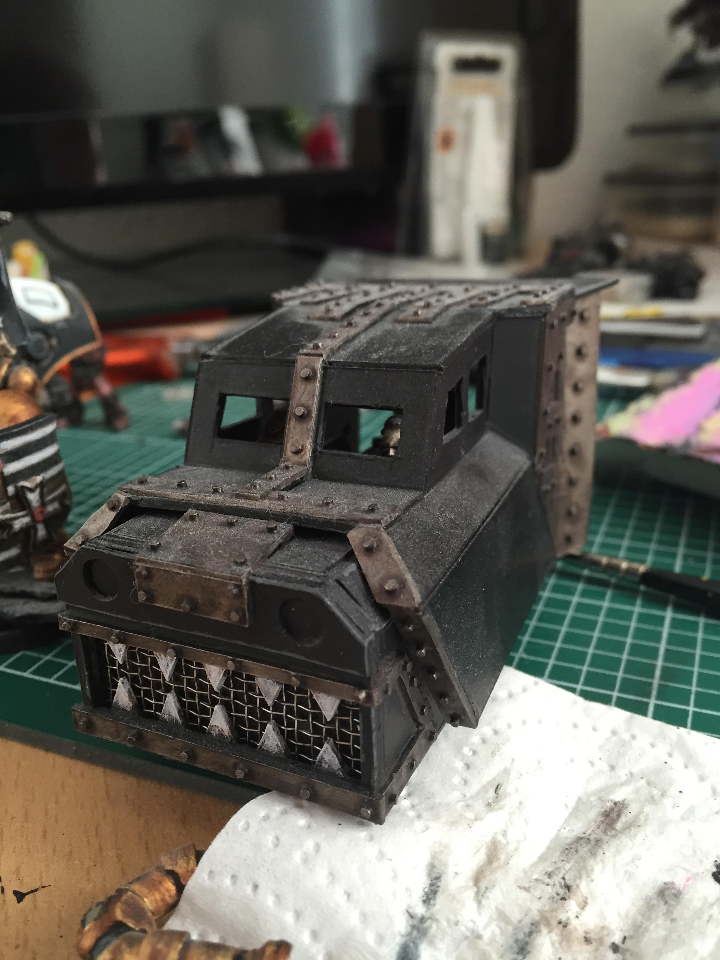 Warhound head 01