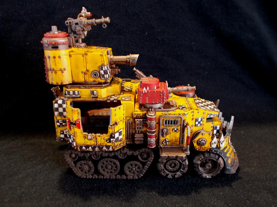 Battlewagon, Orks, Badmoonz Battlewagon right