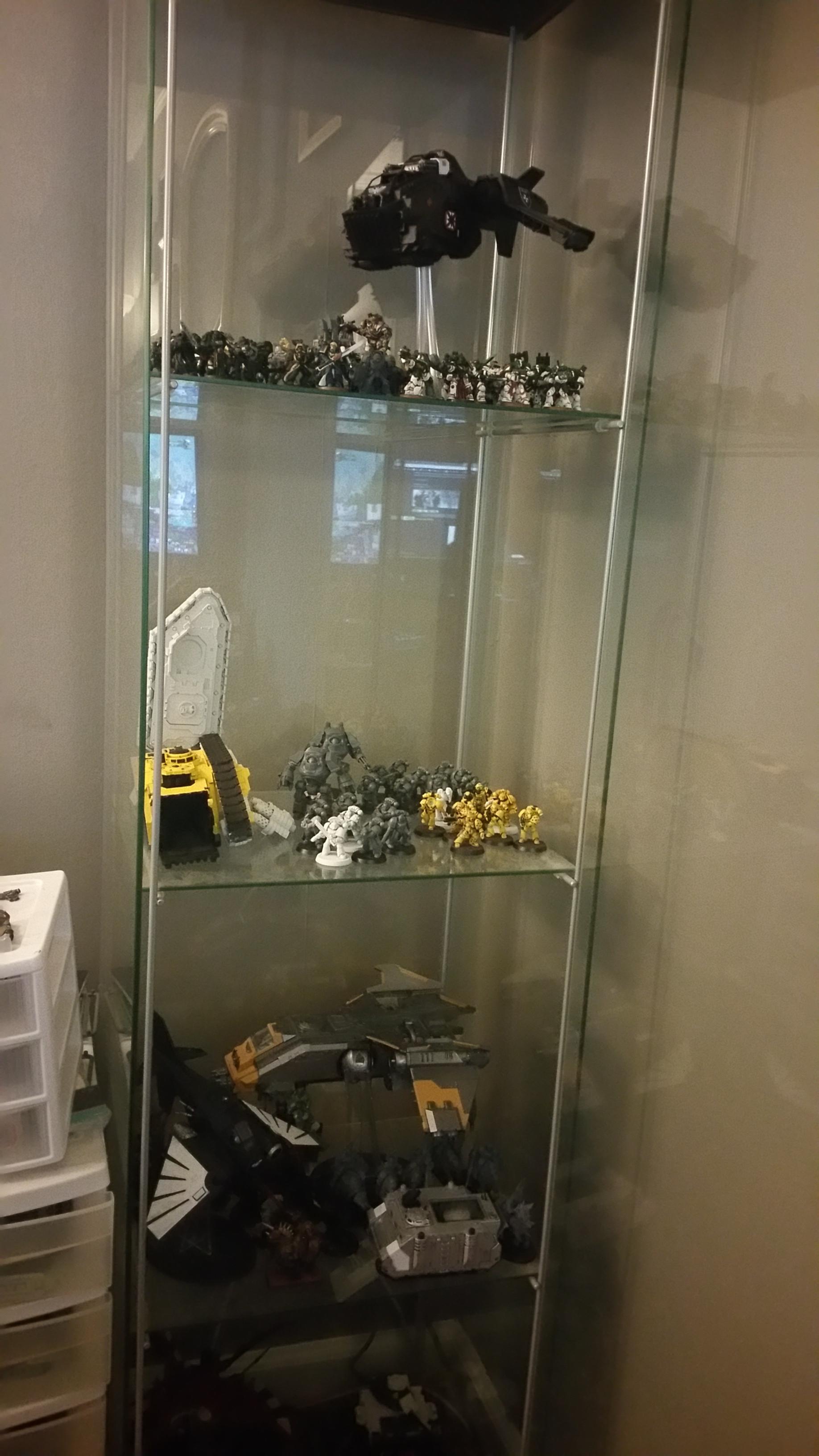 Bonus shot of the case...Way too much stuff in here