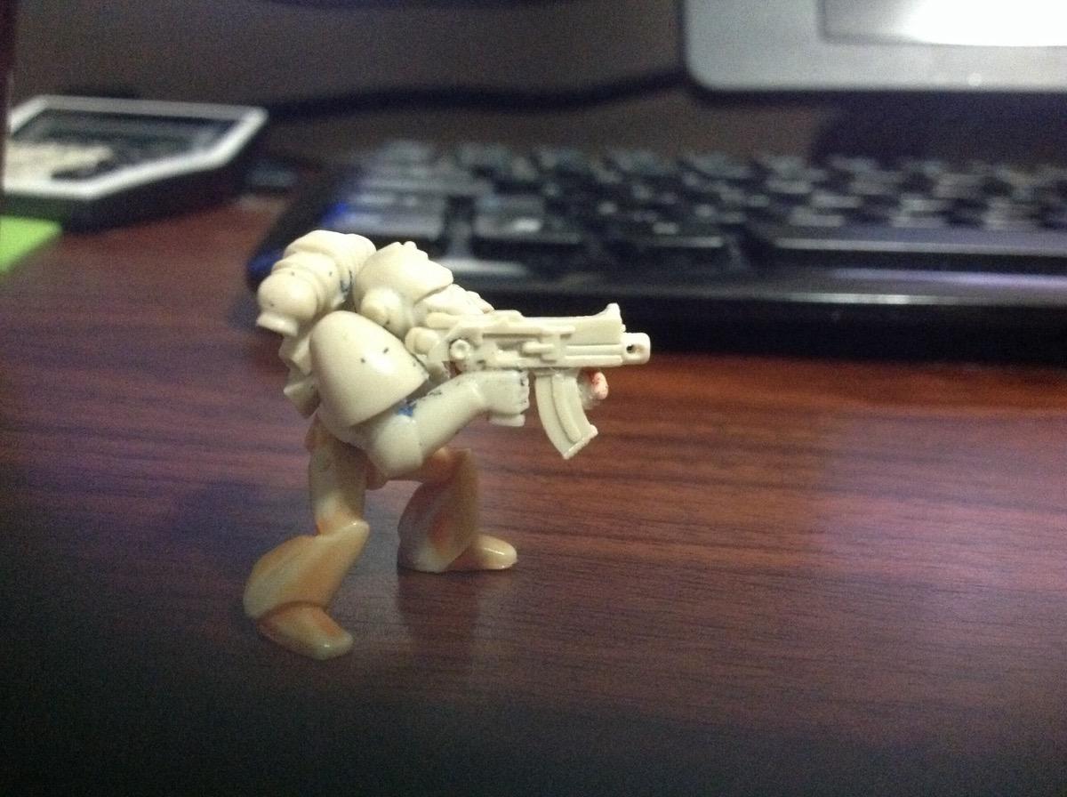 Bolter, bolter tactical pose