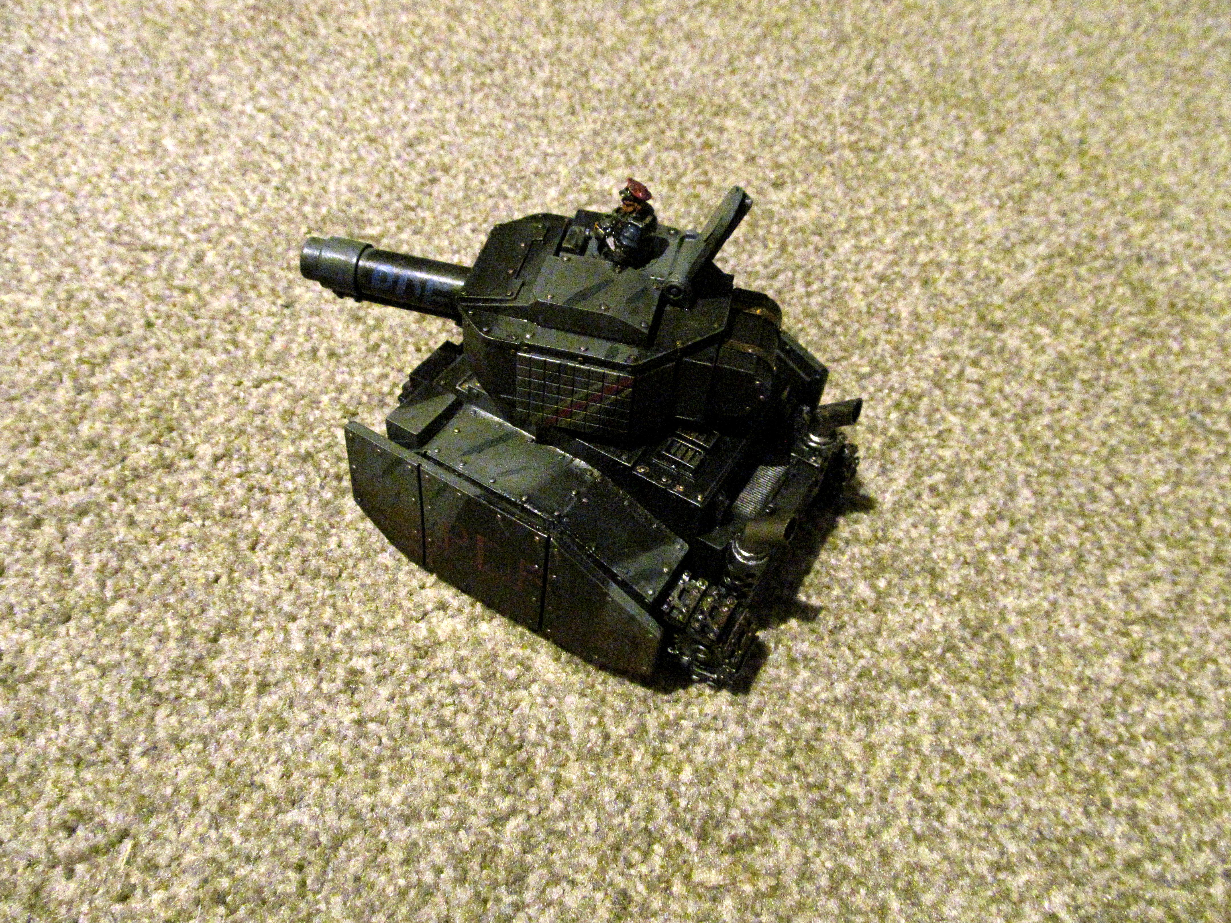 Battle Dog, Leman Russ, Tank
