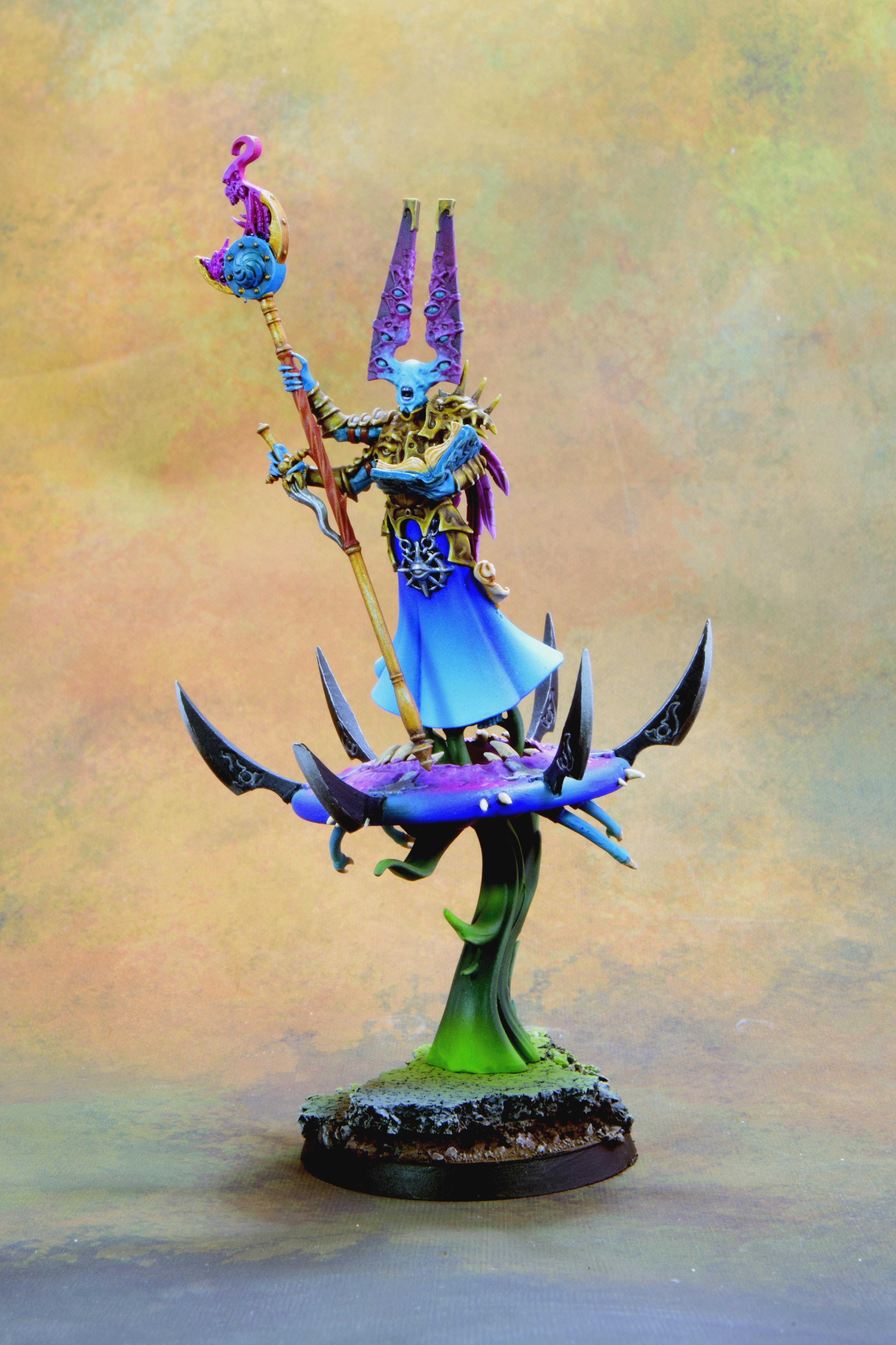 Gaunt Summoner of Tzeentch