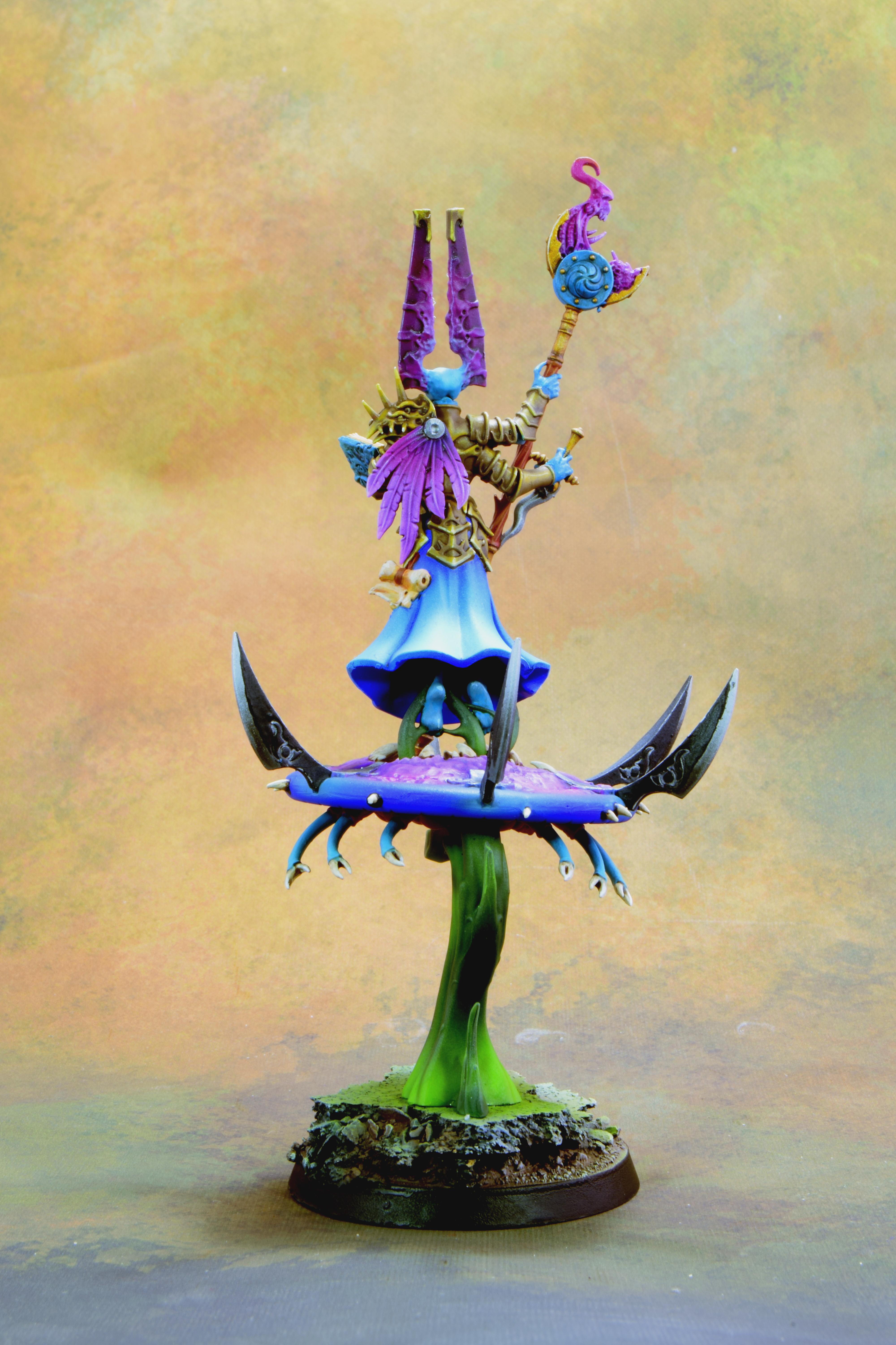 Gaunt Summoner of Tzeentch
