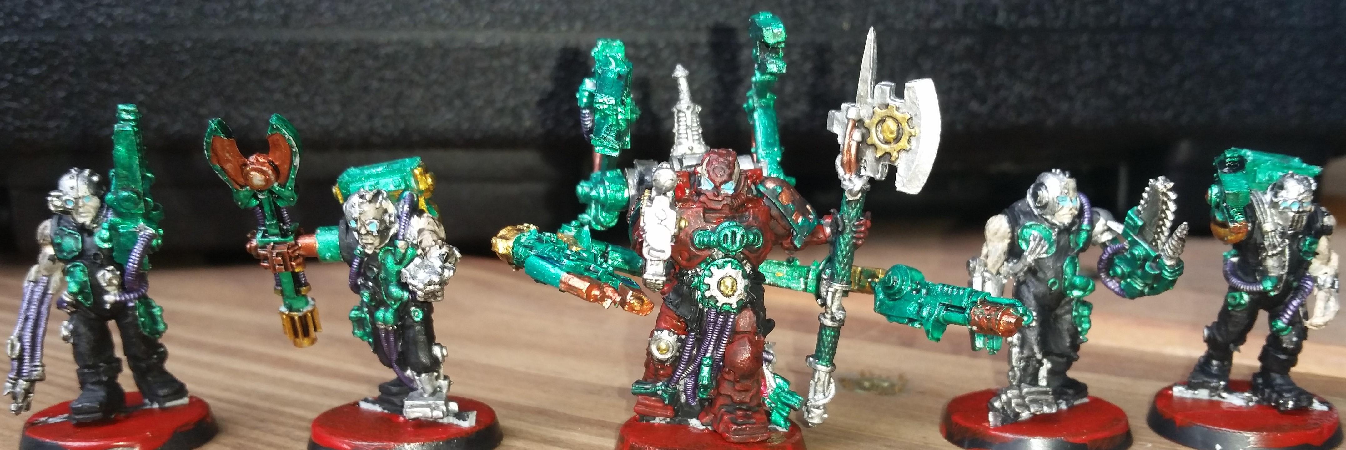 Tech Marine Uzzah and his four Serivtors