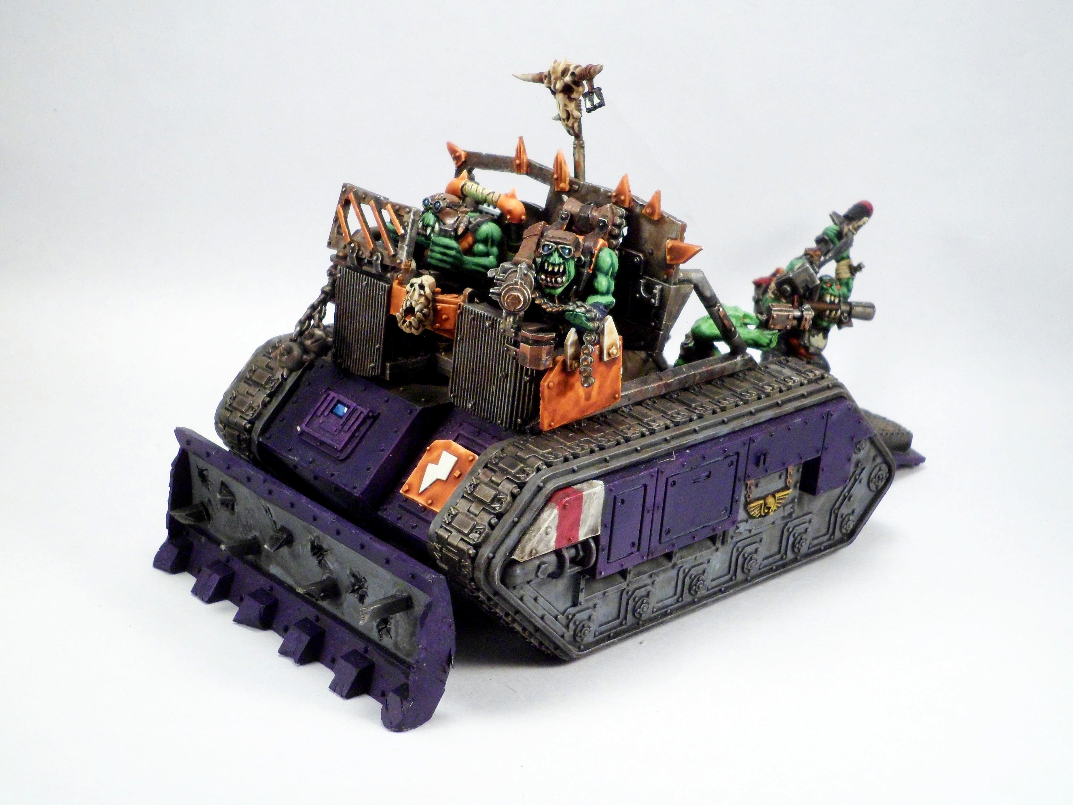 Chimera, Looted, Trukk