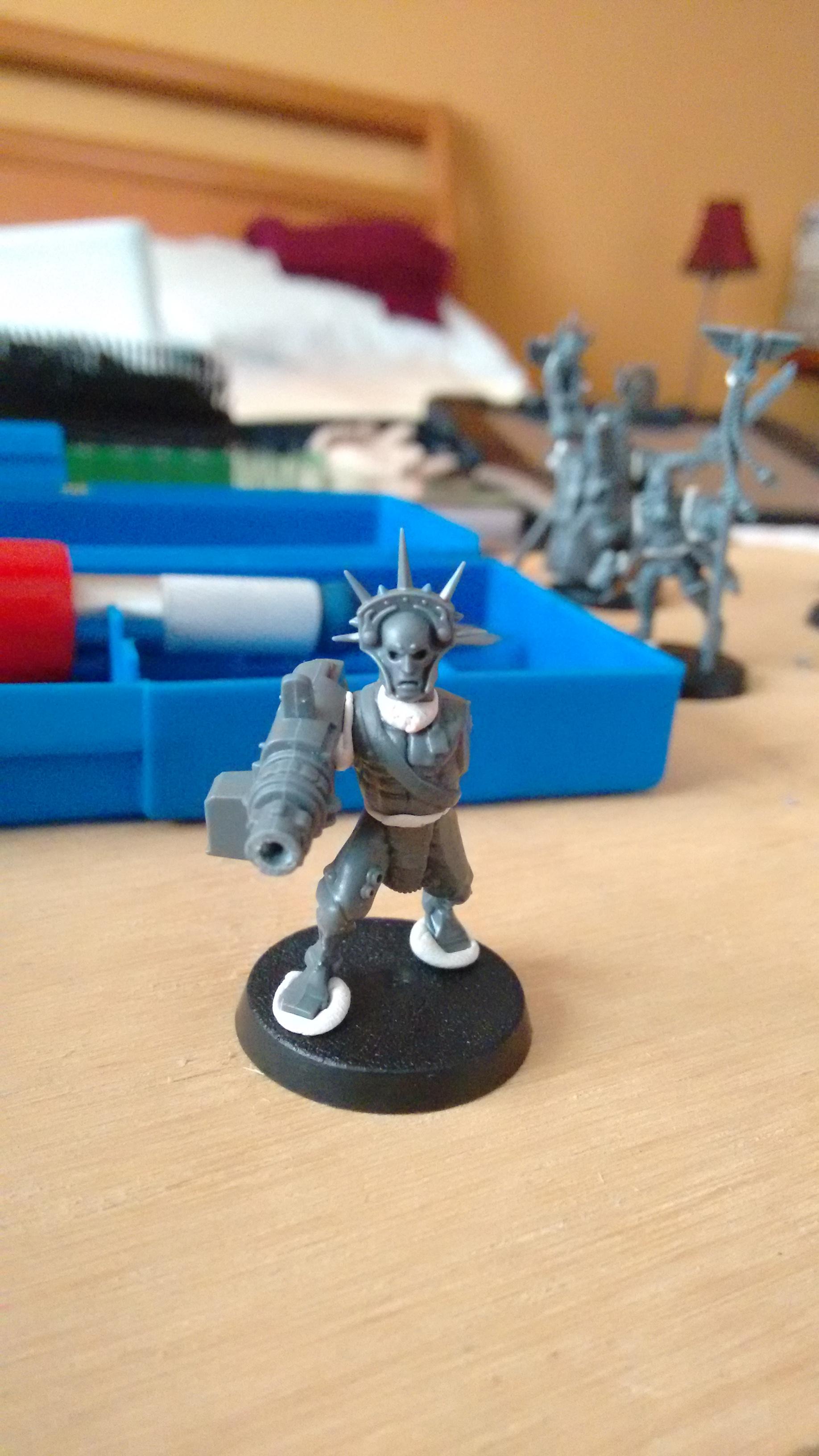 The combat servitor, need another arm
