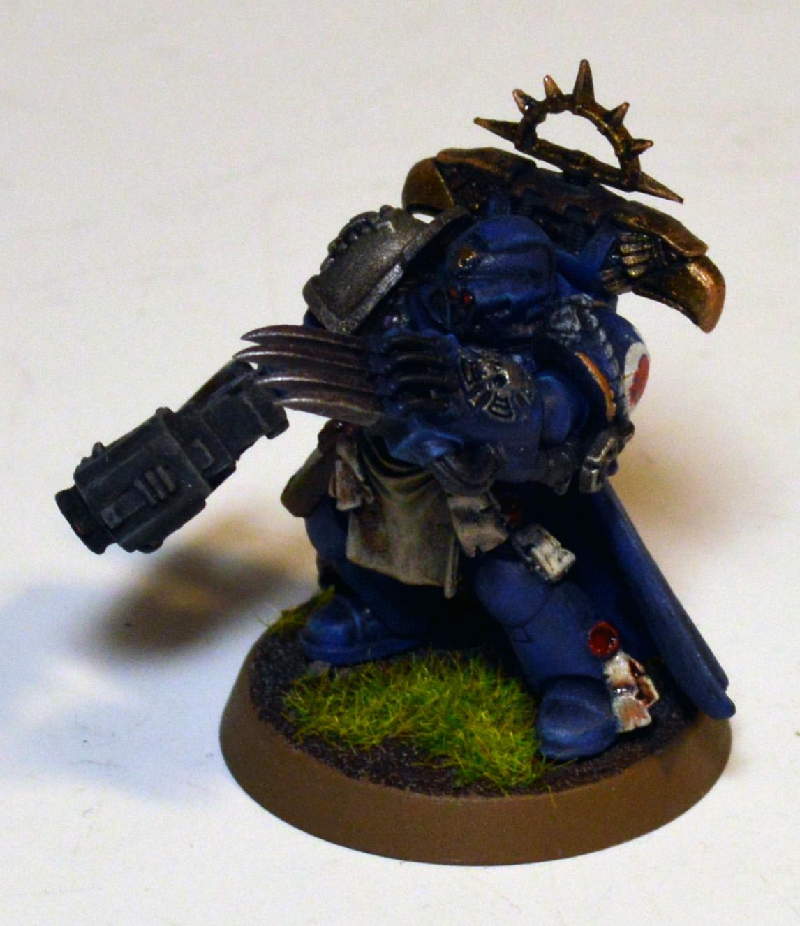 Captain, Lighting Claw, Ultramarines