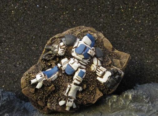 Wrecked Duxis Battlesuit