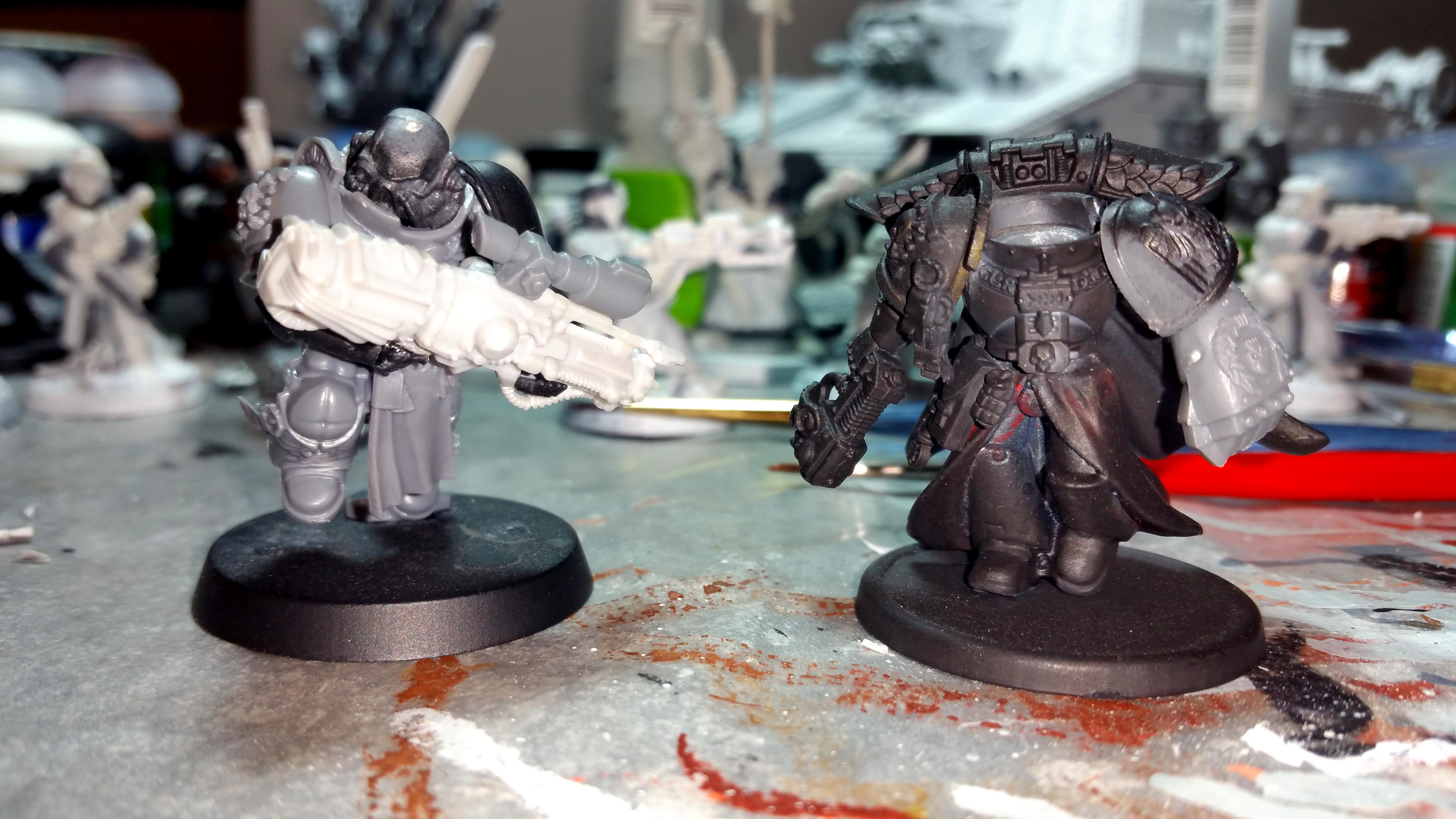 Xenos (left) Hereticus  (right) Inquisitors 