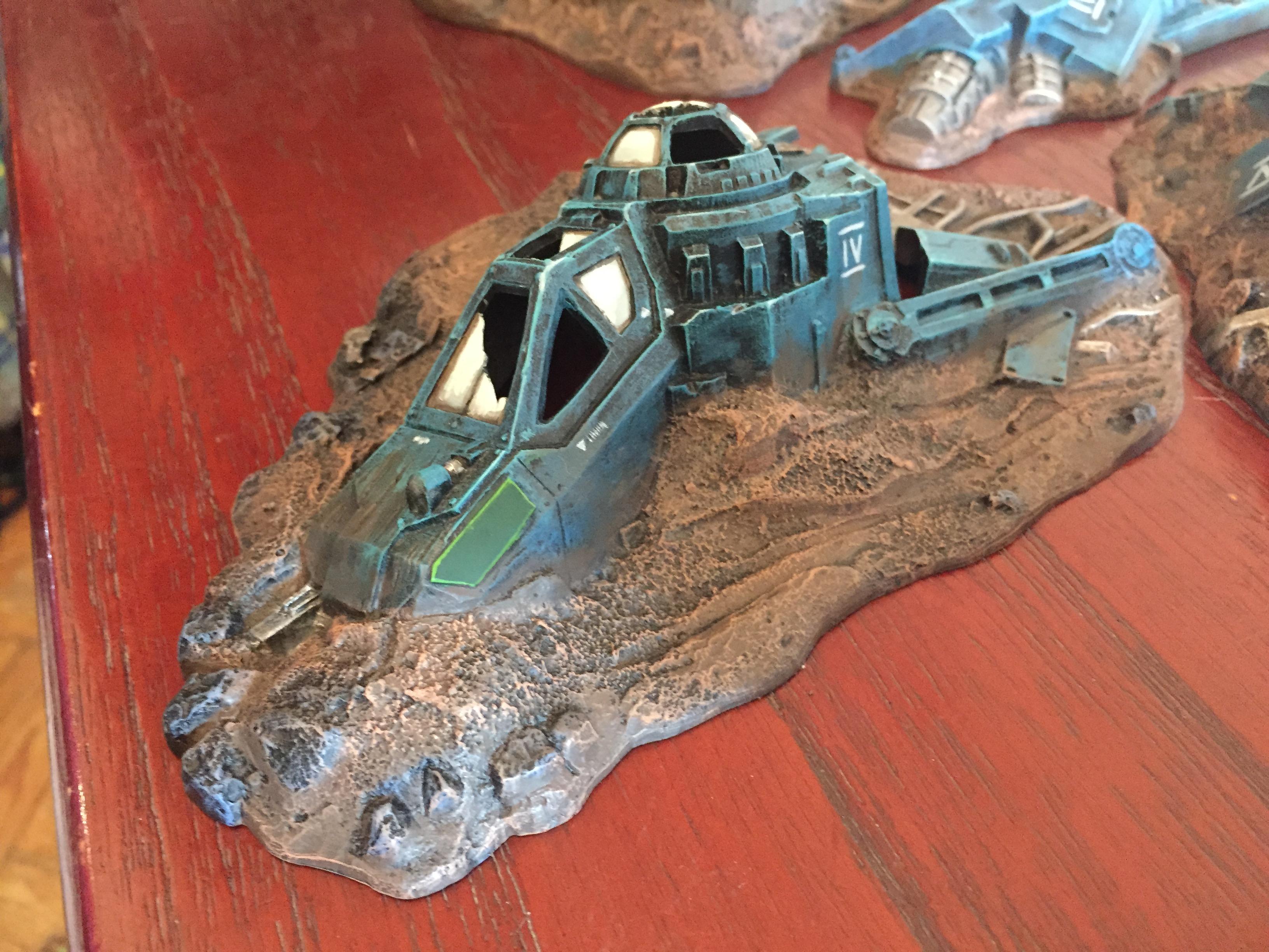 Aquila Lander Terrain 40k Macragge
