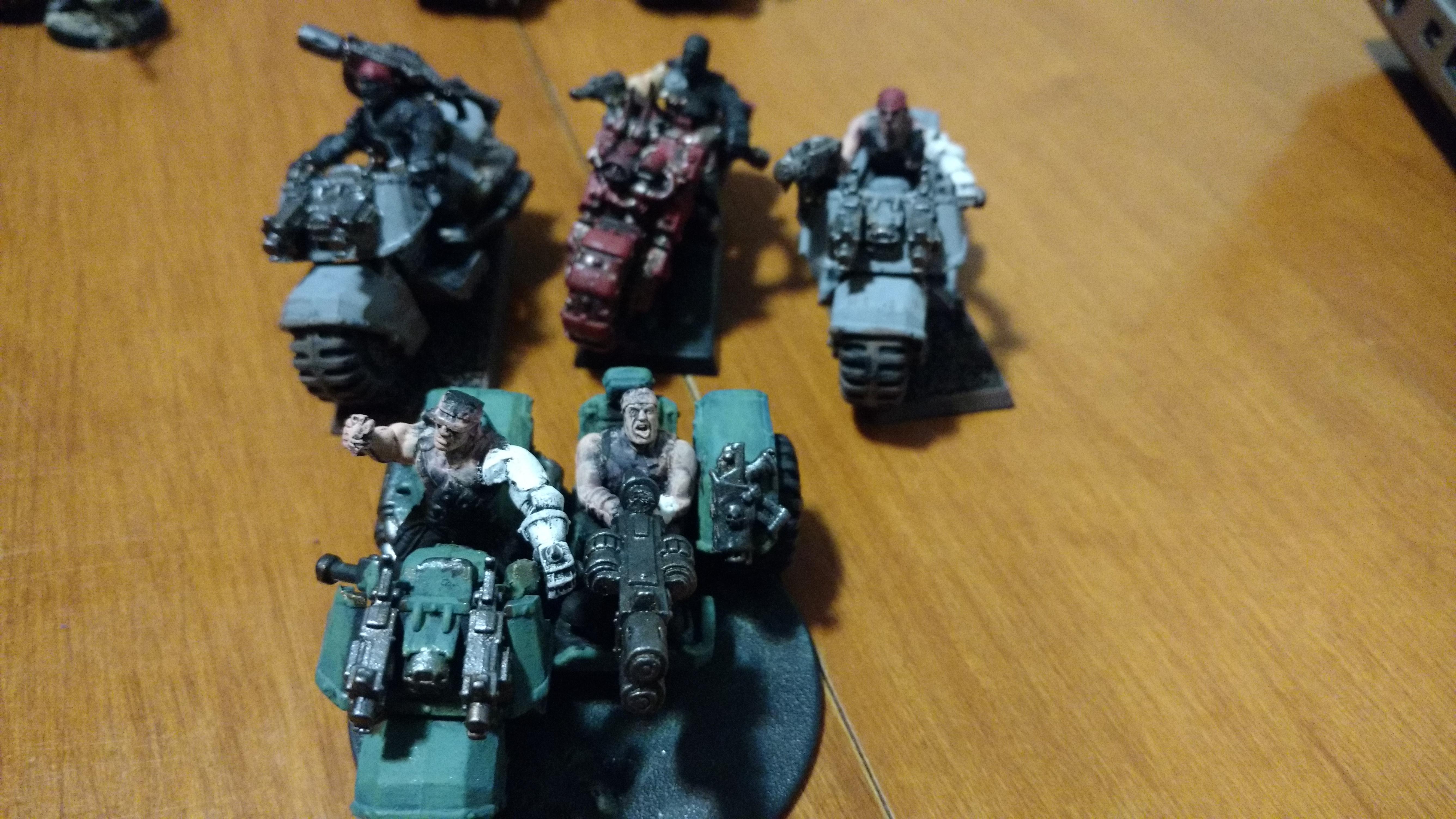 Road Warriors- Tank Hunters