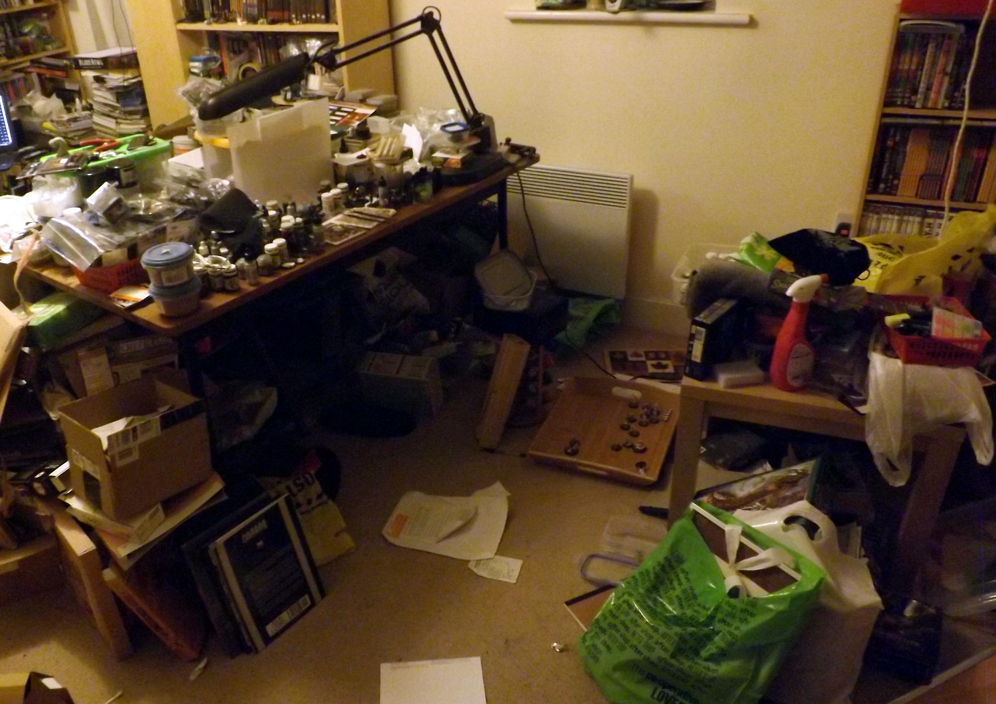 Desk, Mess, Wide shot, 5/1