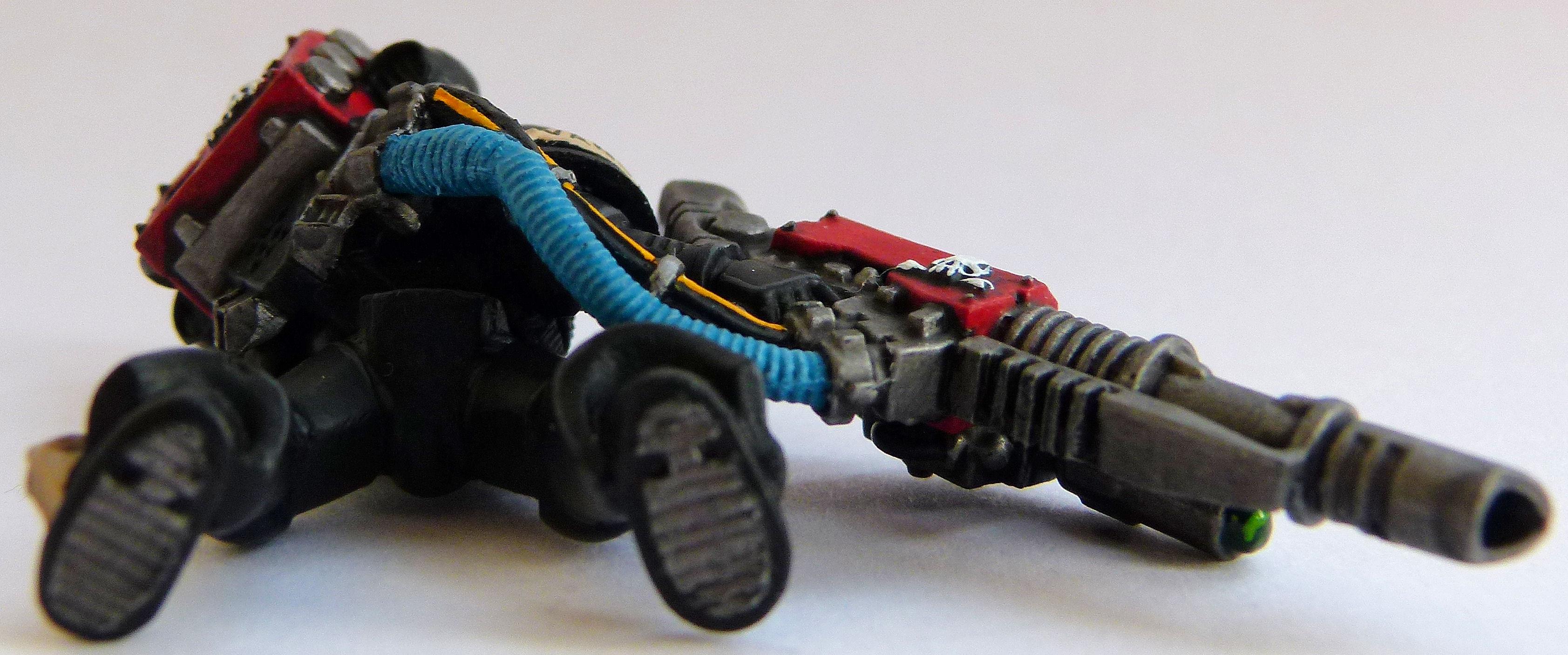 Dead Las cannon Space Marine feet