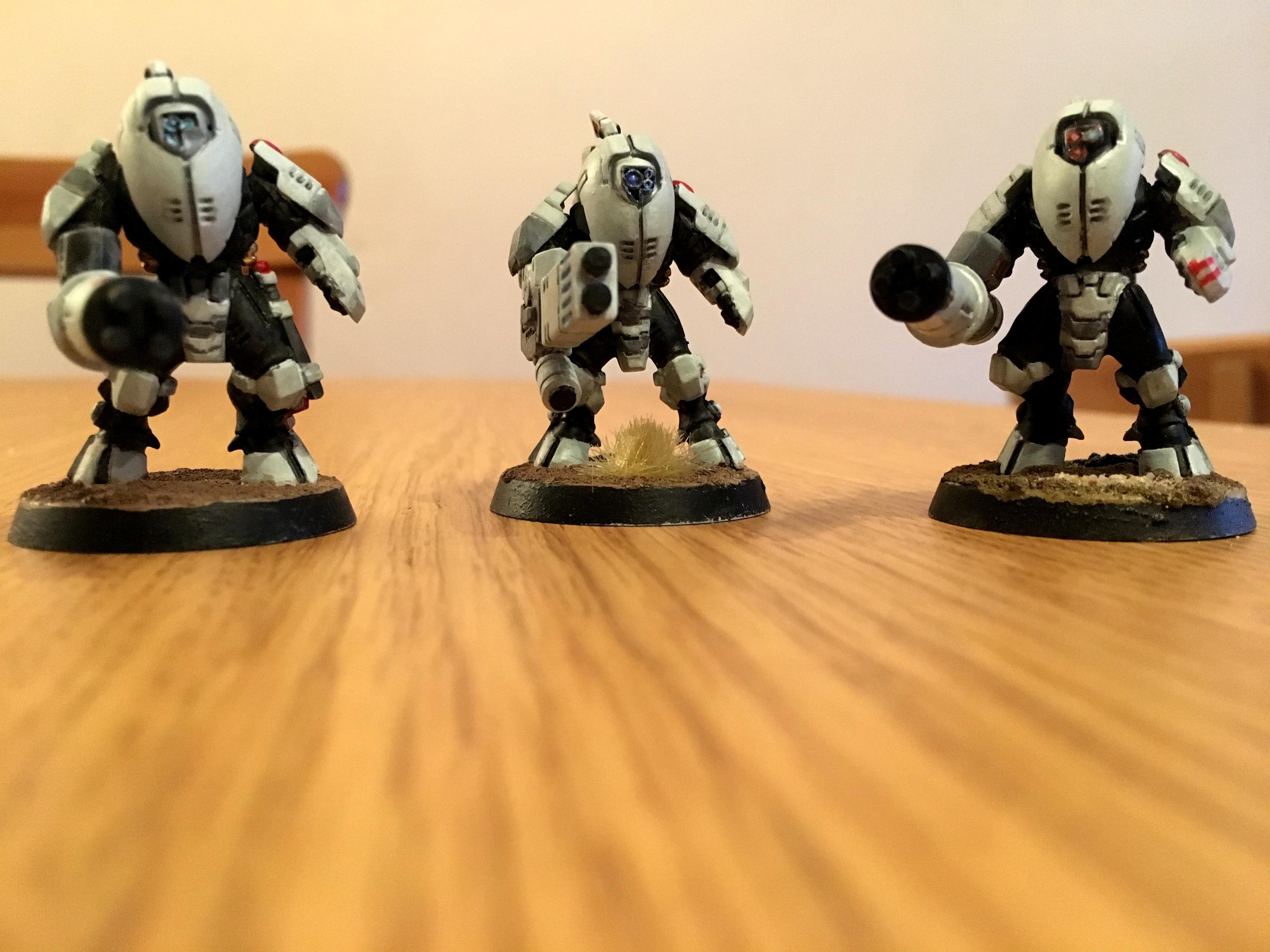 Stealth Suit, Tau