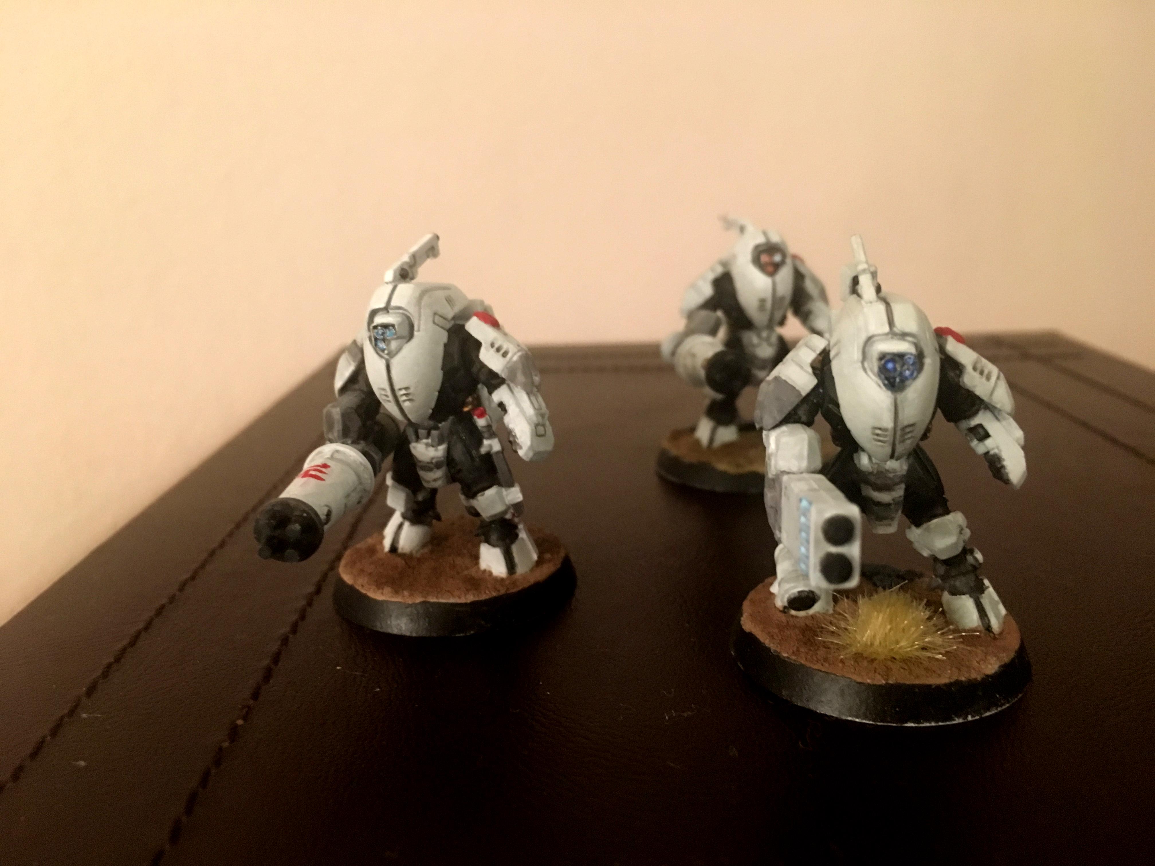 Stealth Suit, Tau