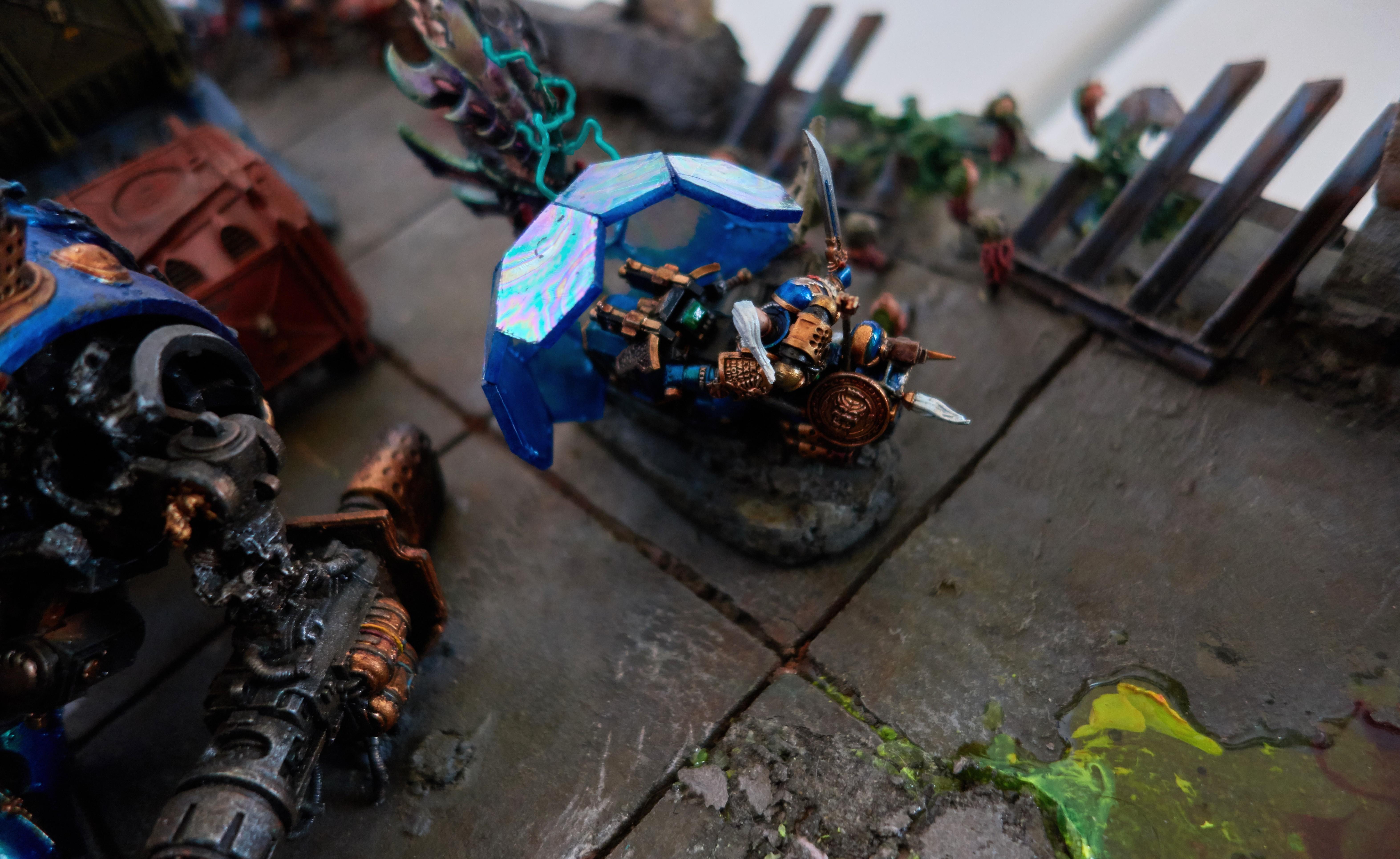 Iridescent, Tyranids