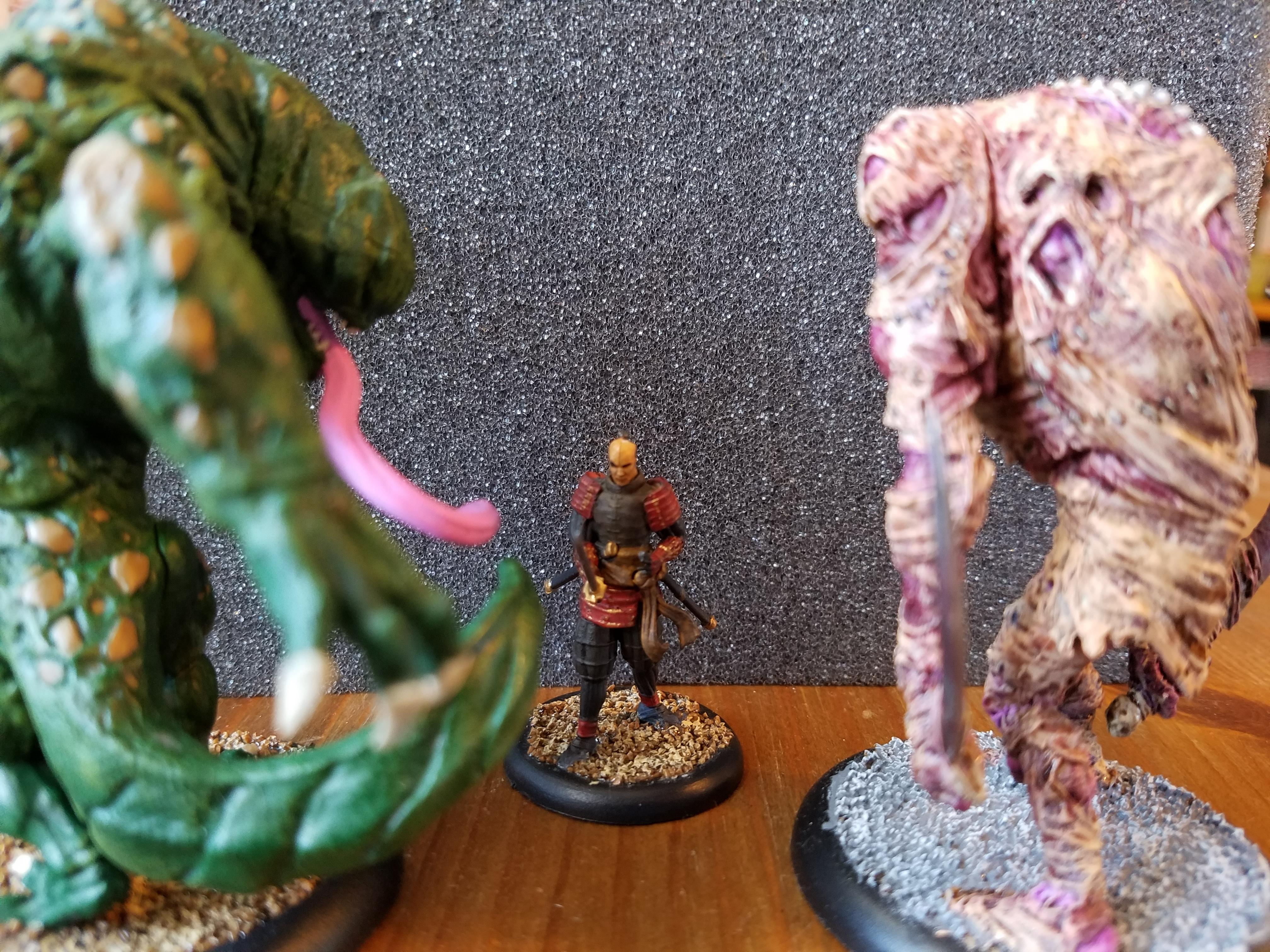 Giant monsters vs the lone swordsman
