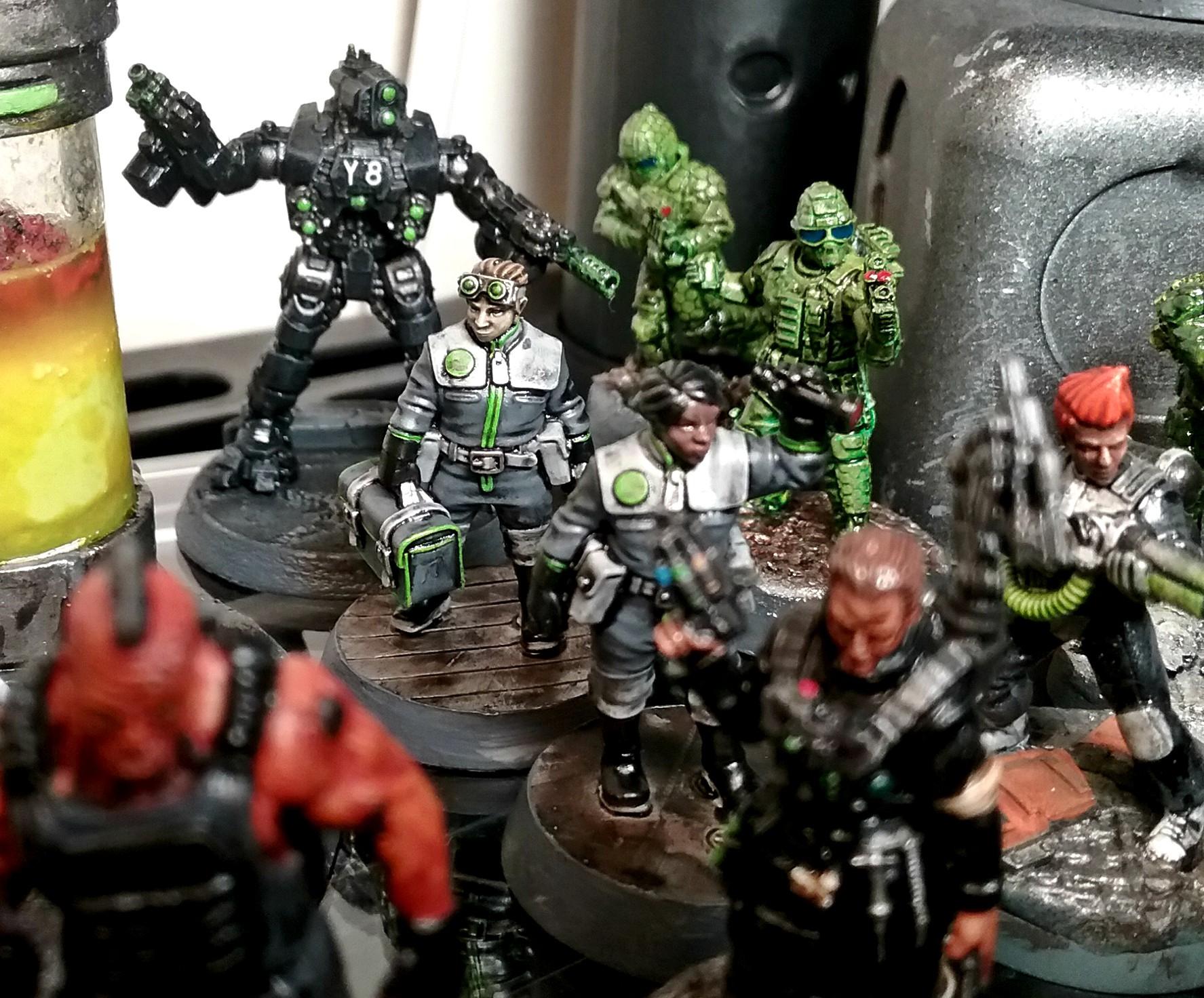 Able Spacewoman, Afterlife, Investigator, Starship Crew, Statuesque Miiniatures