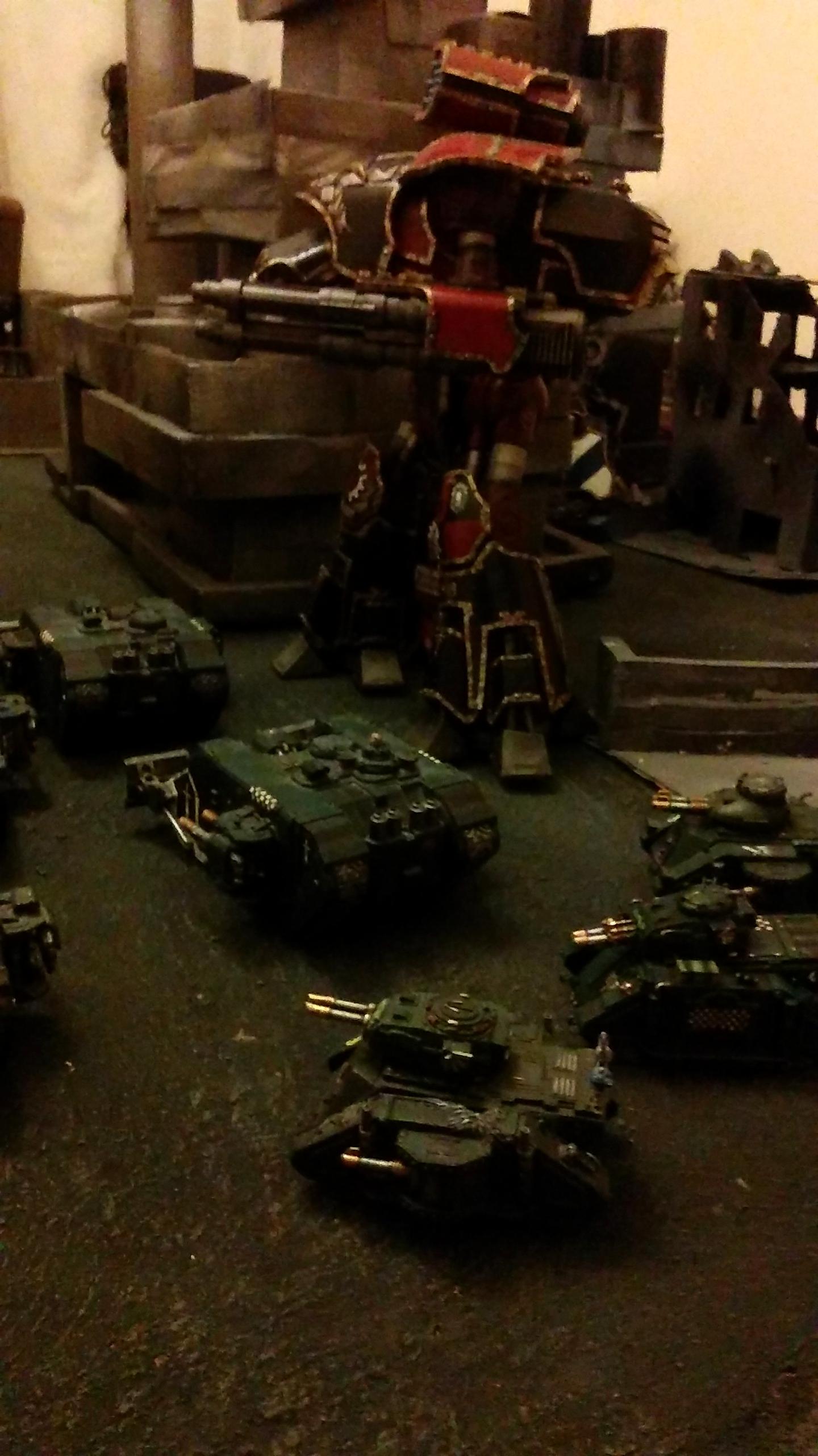 Legio Mortis Reaver &quot;Ricus Mori&quot; and Fallen Armor advance