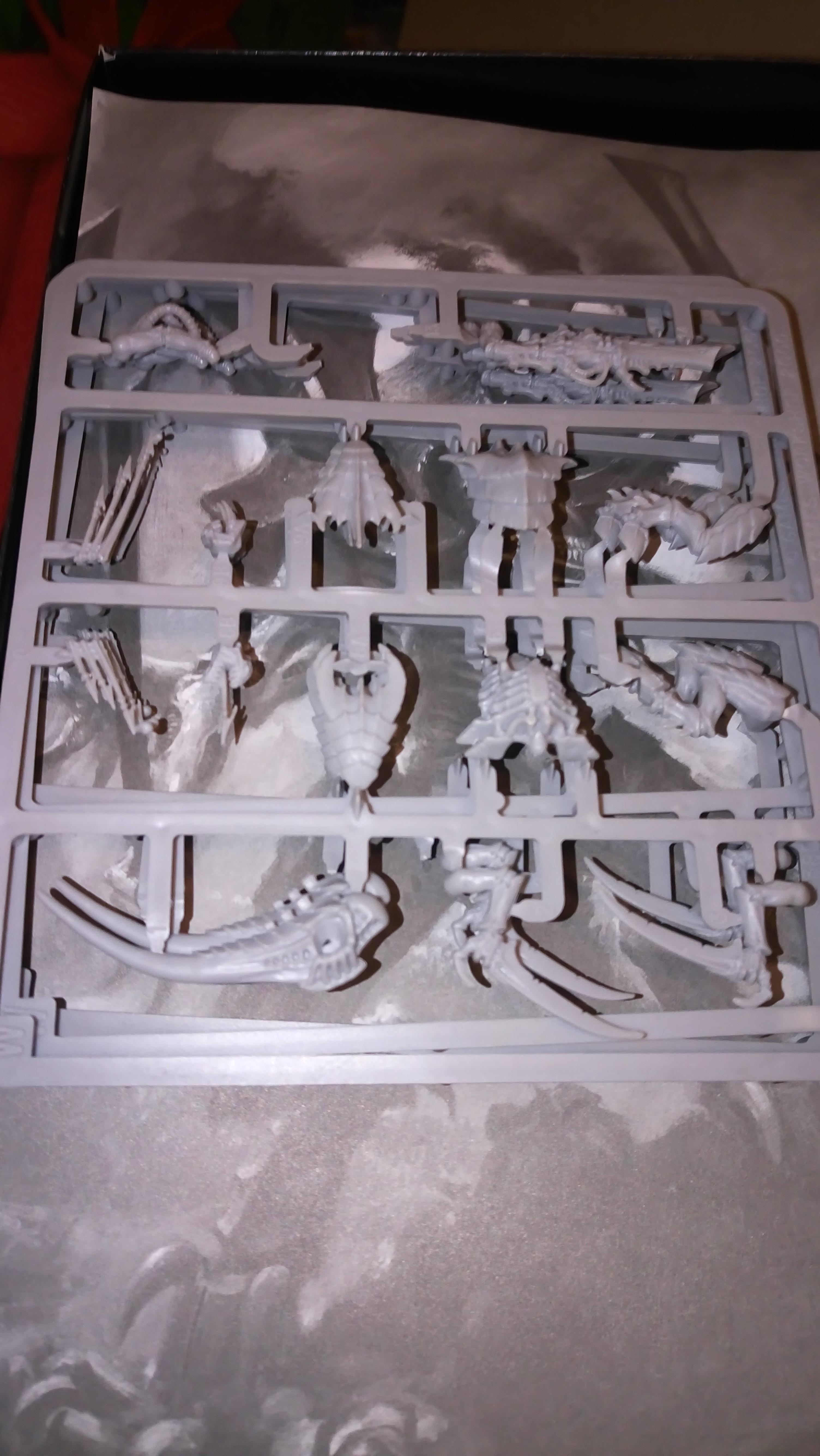 Tyranid parts