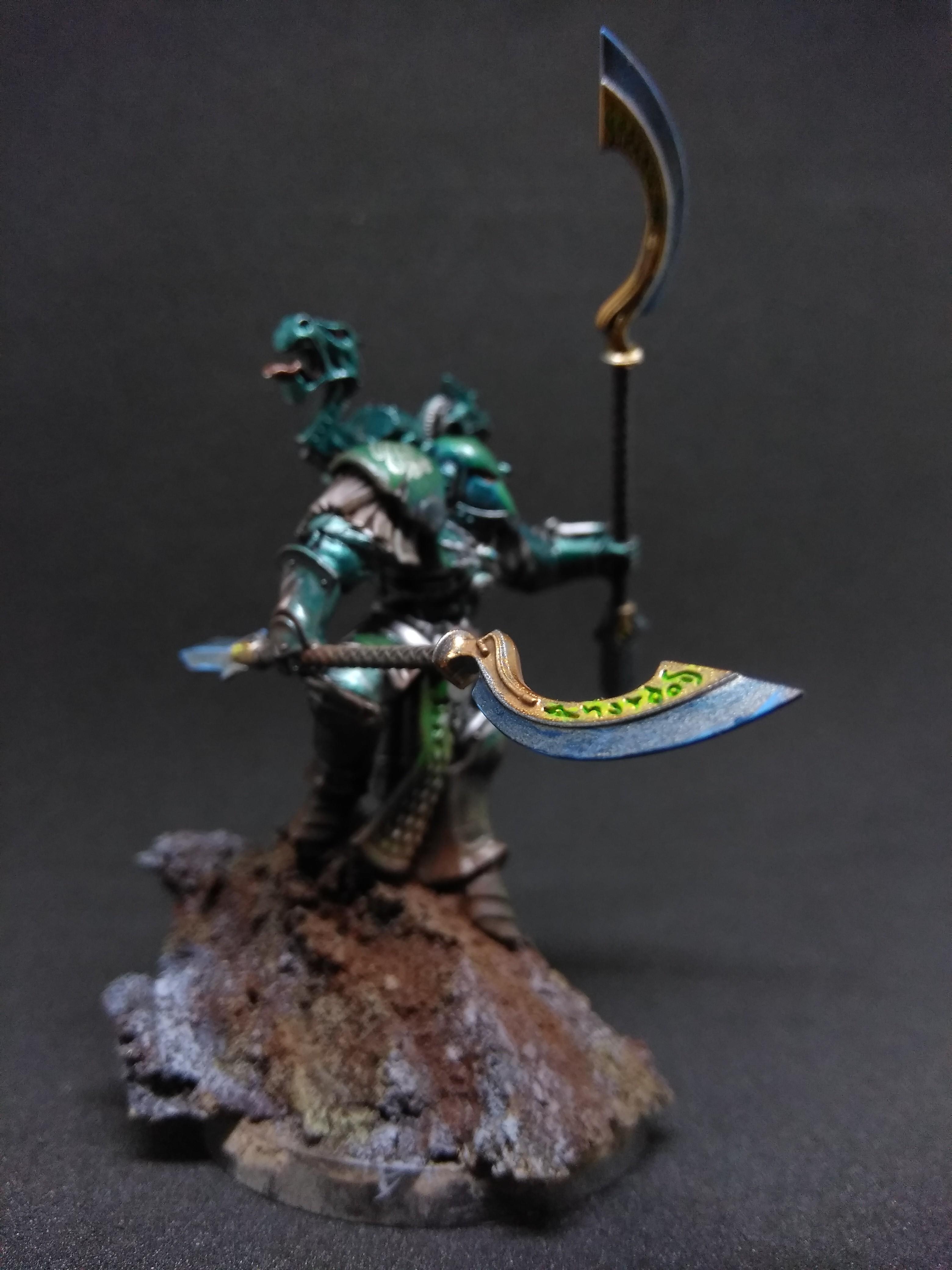 Alpharius, Alpharius