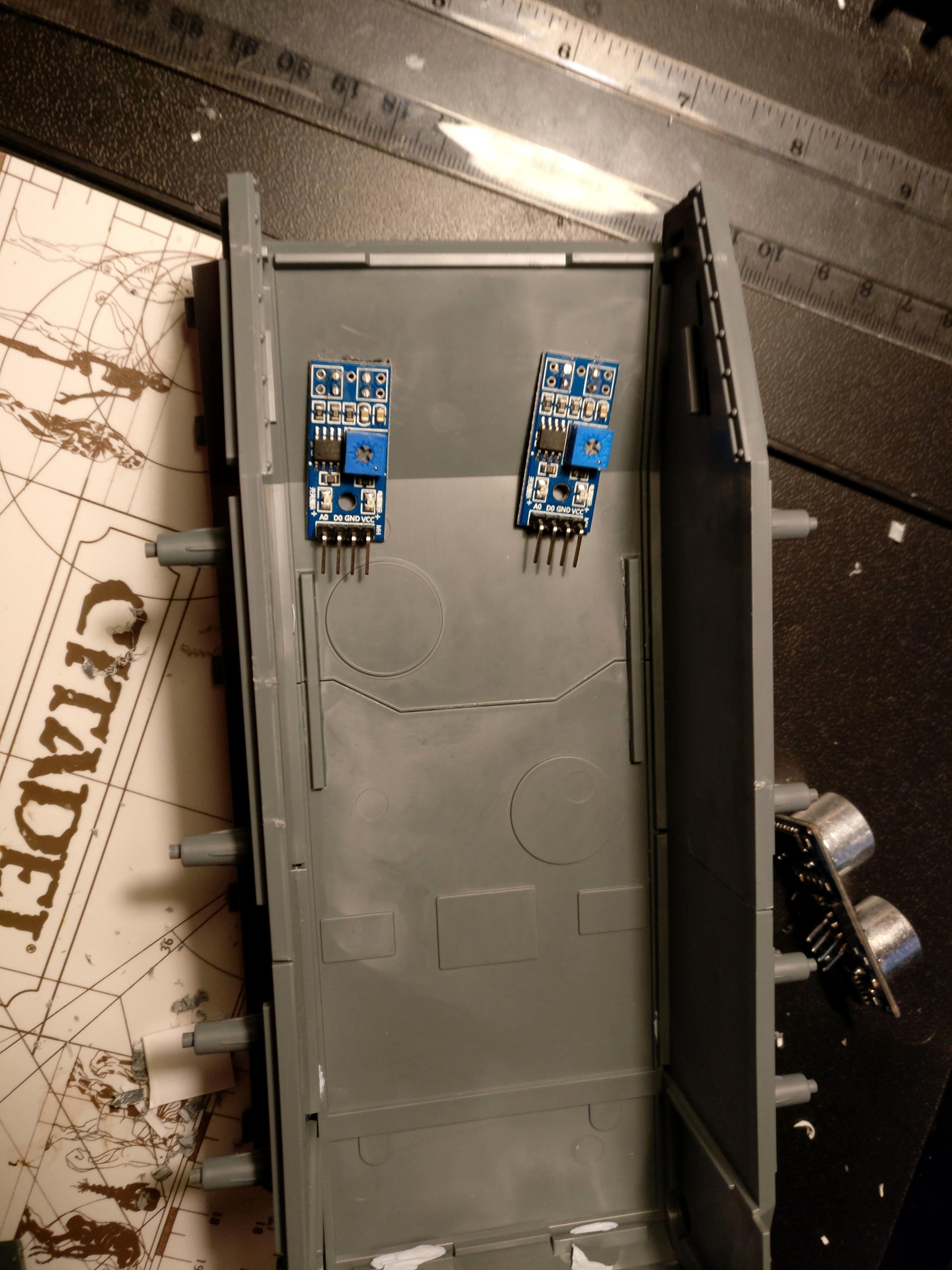 Robotbaneblade, Location of the line sensors