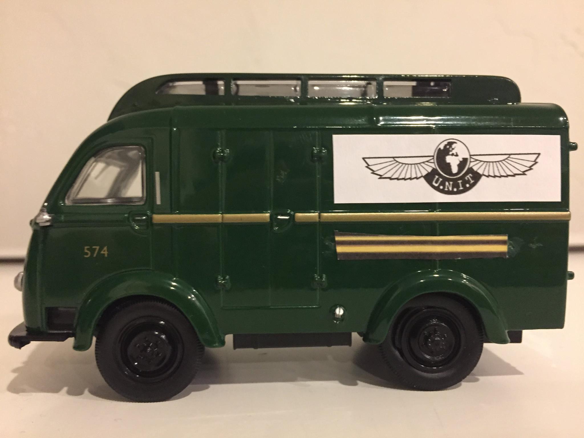 Civilian, Dr Who, Truck, Van
