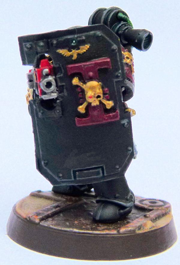 855000_sm-Invaders%20Deathwatch%20Vetera