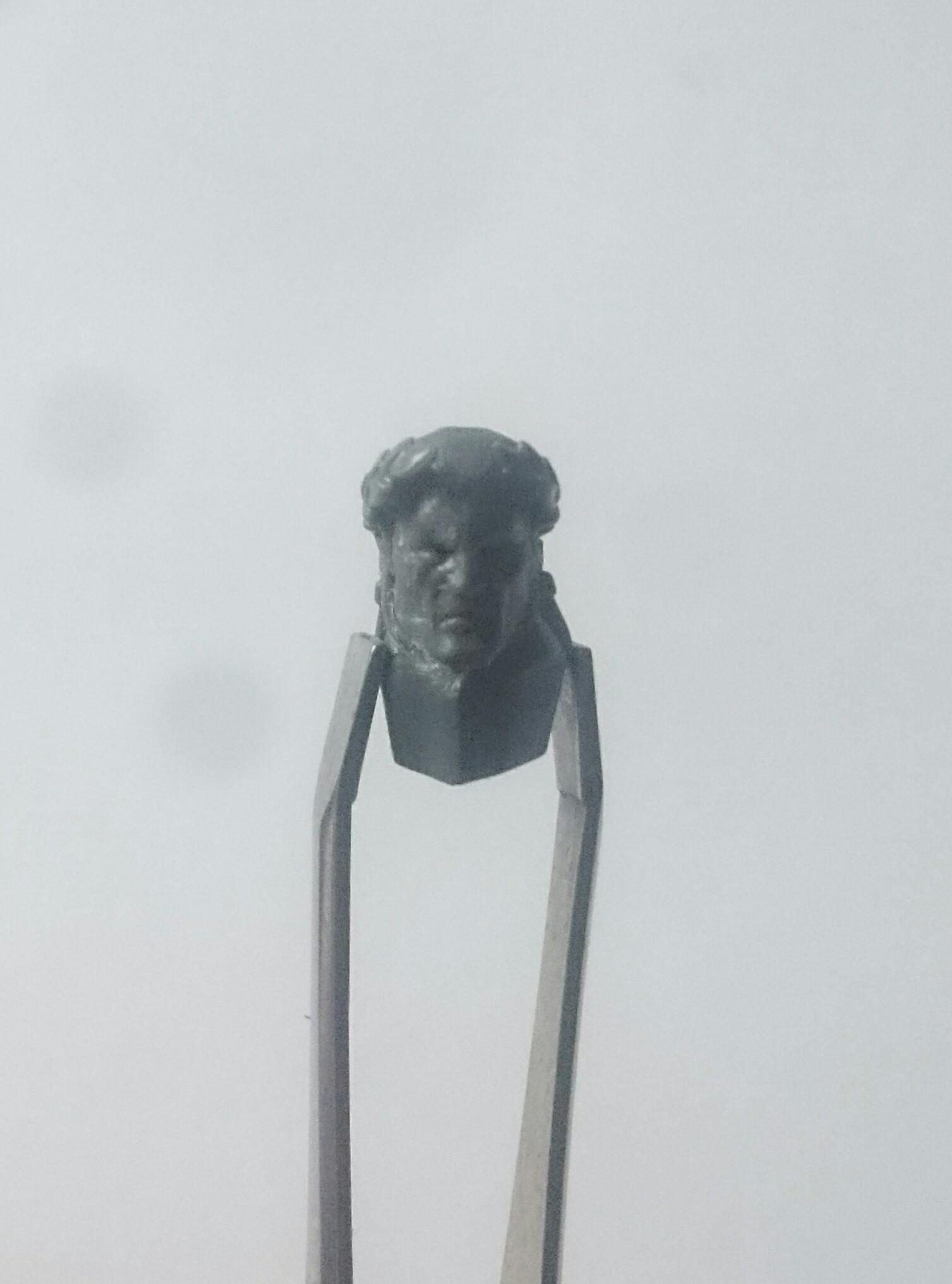 Then gave him a bit of a shave :P and also (not pictured) removed the laurel wreath