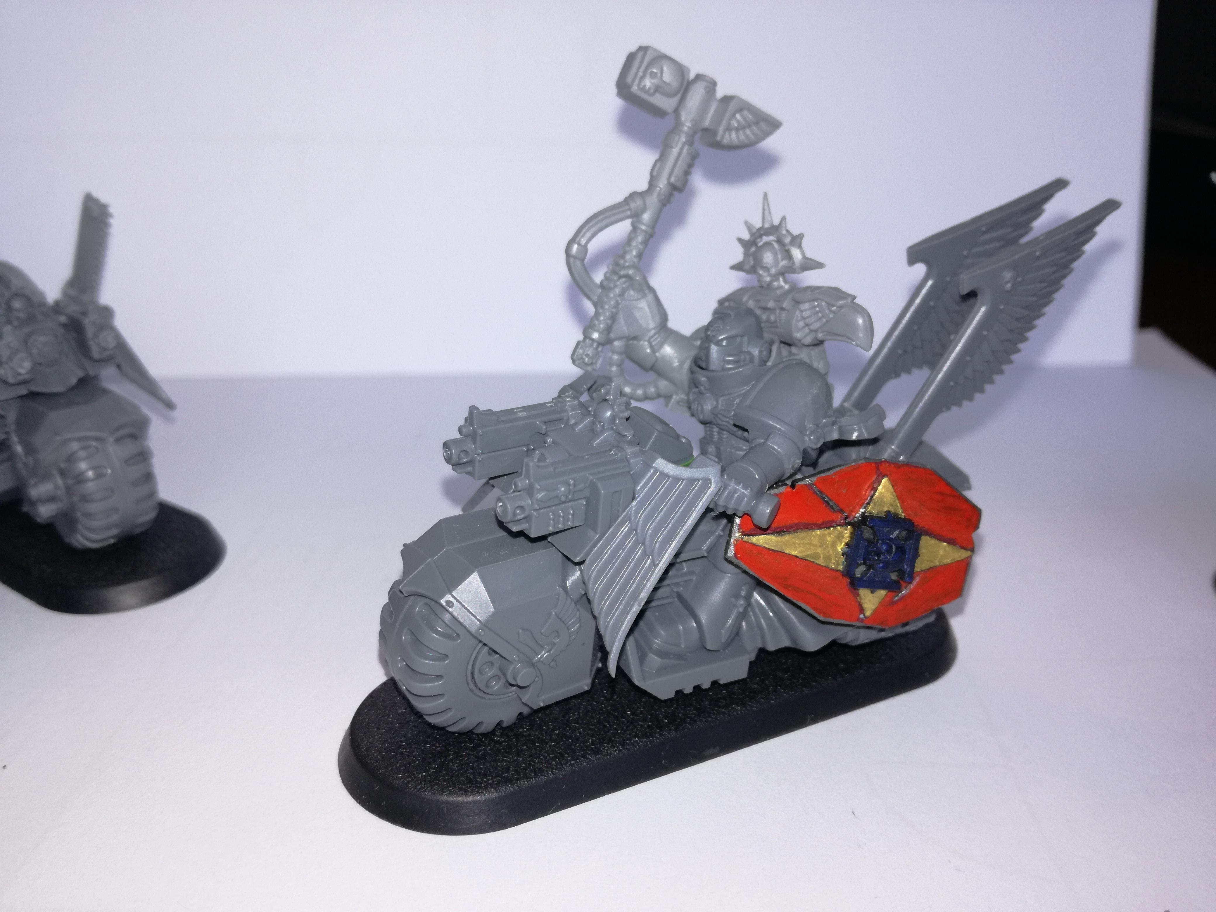 Smash father (magnetic storm shield and hammer)