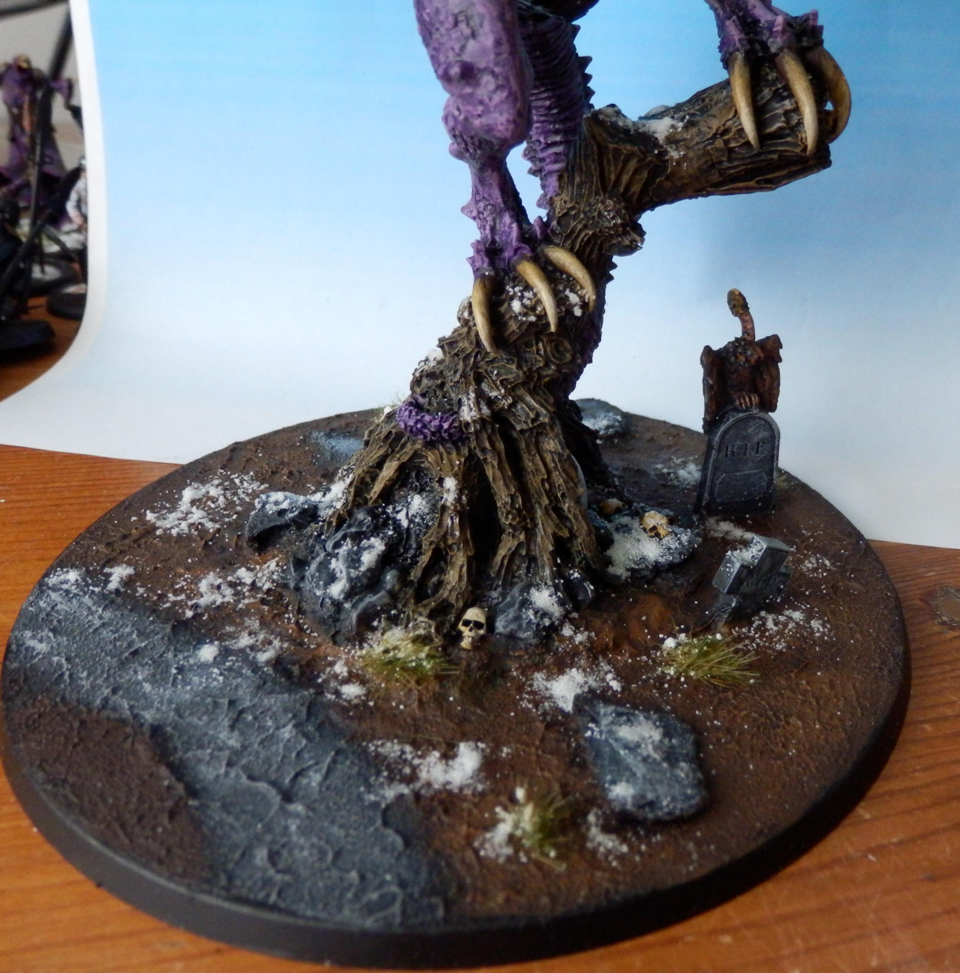 Elspeth On Carmine Dragon, Forge World