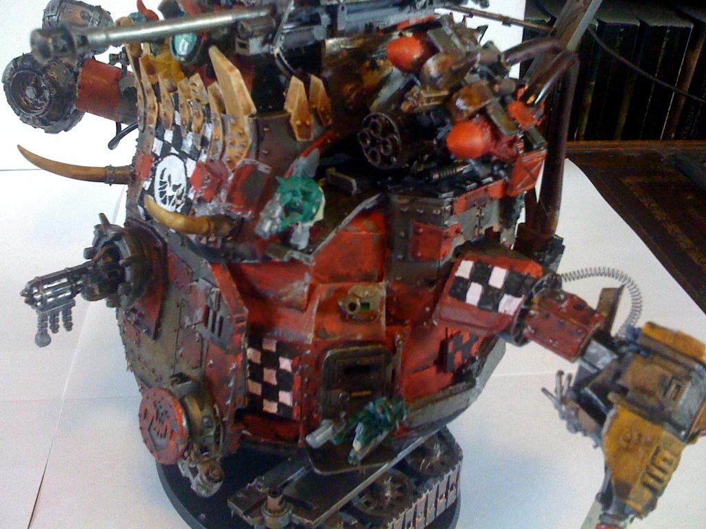 Kit-bash Stompa